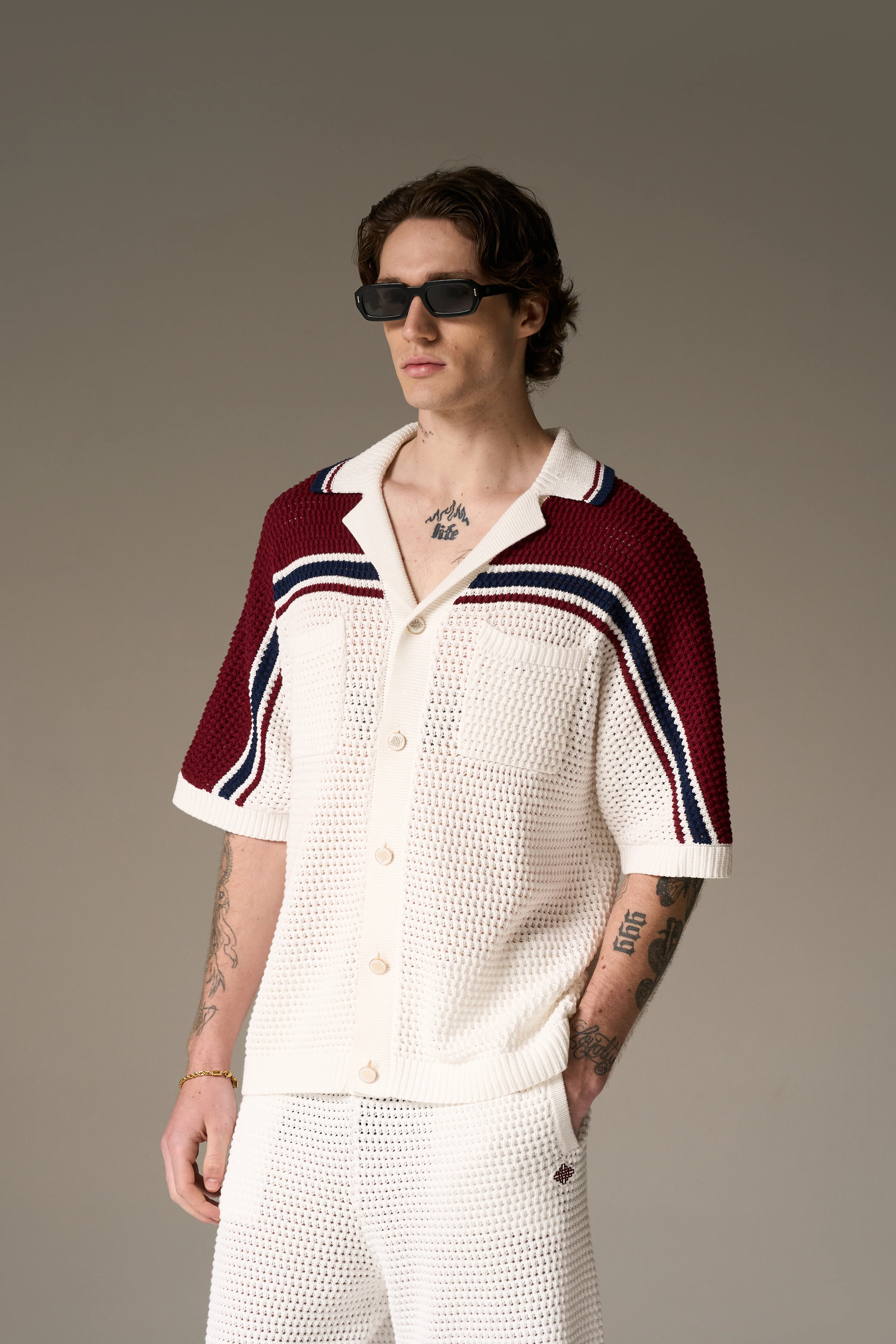 COLOUR BLOCK KNITTED STRIPE SHIRT - BURGUNDY