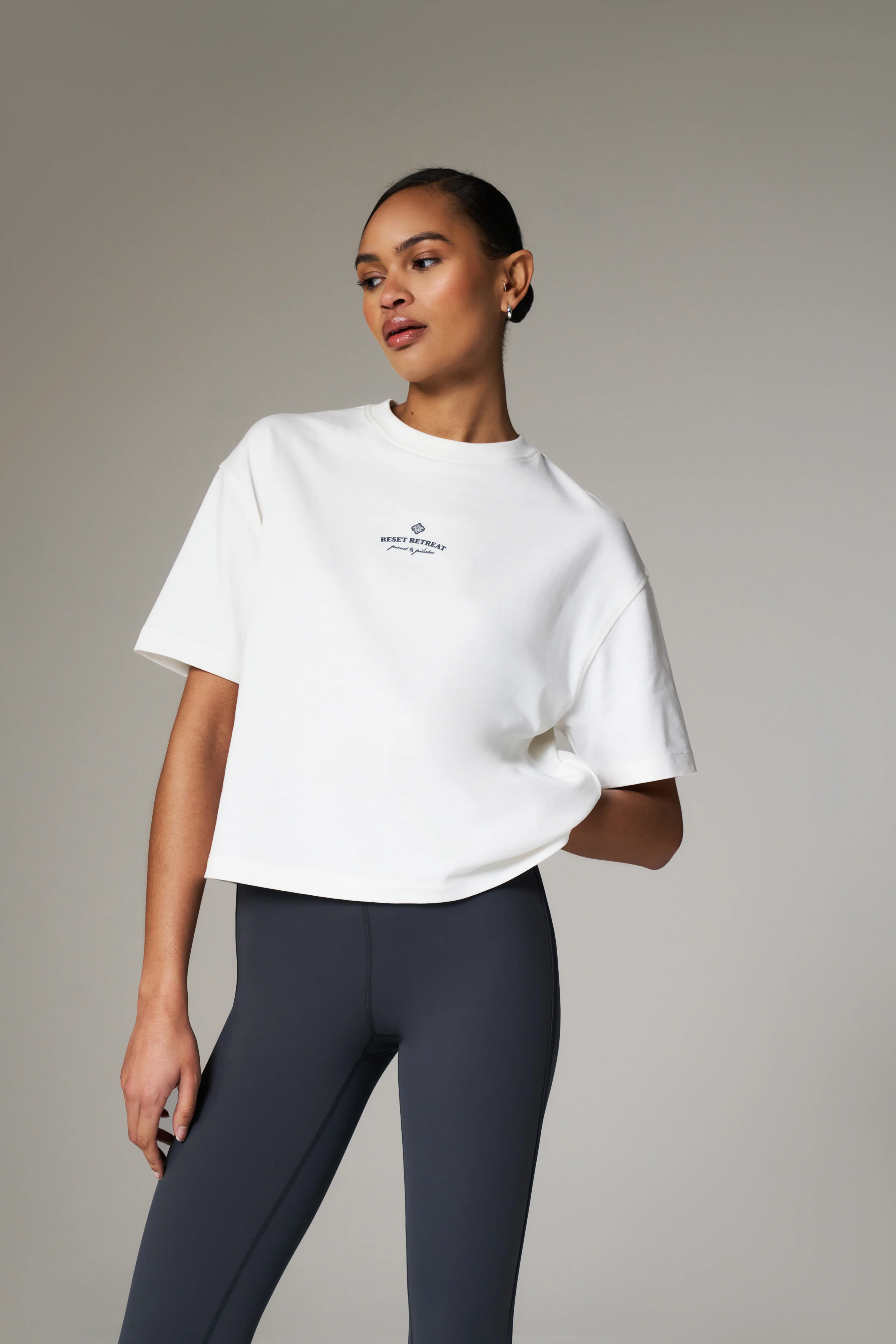 PILATES & PINOT BOXY T-SHIRT - OFF WHITE