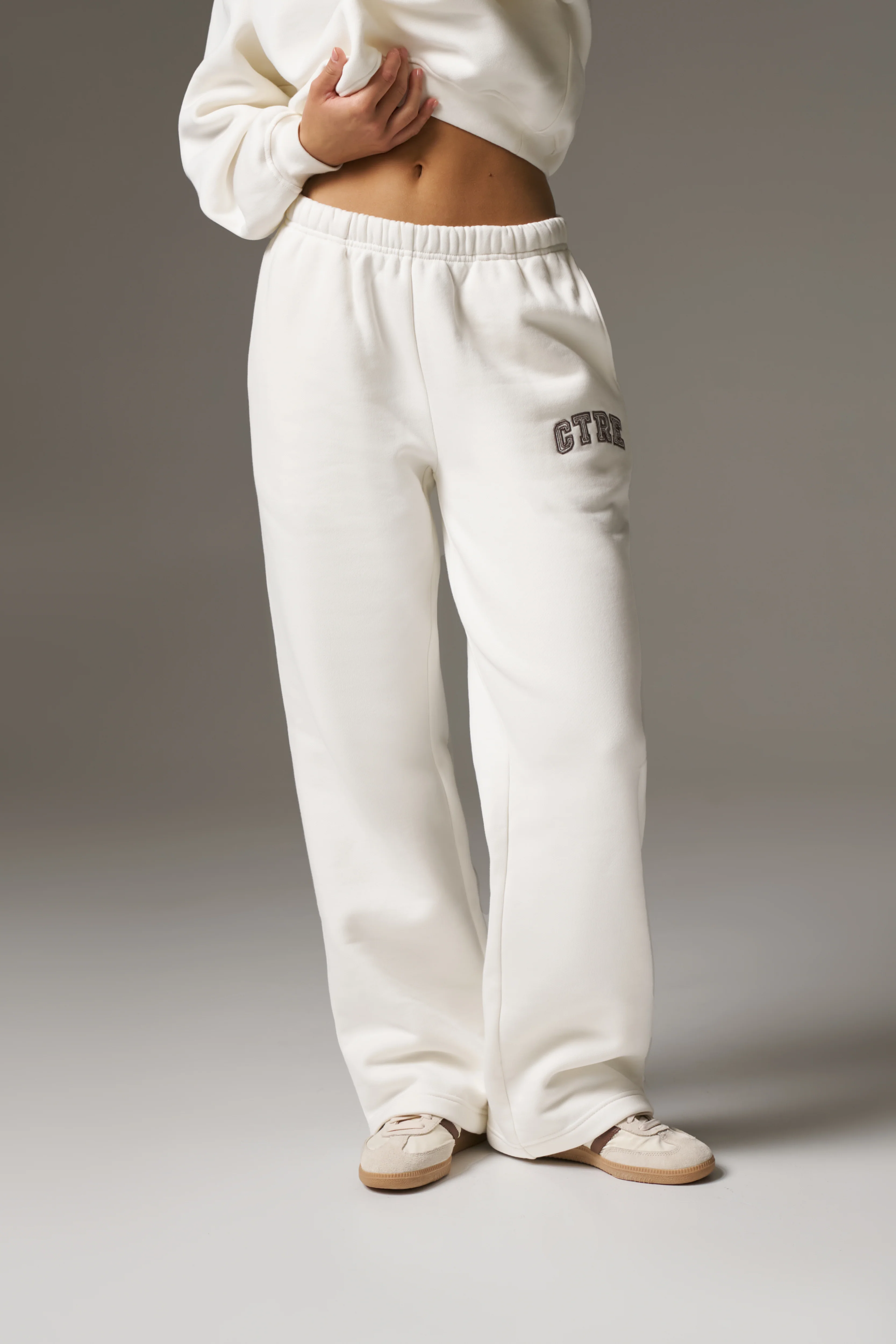 CTRE STRAIGHT LEG JOGGERS - OFF WHITE