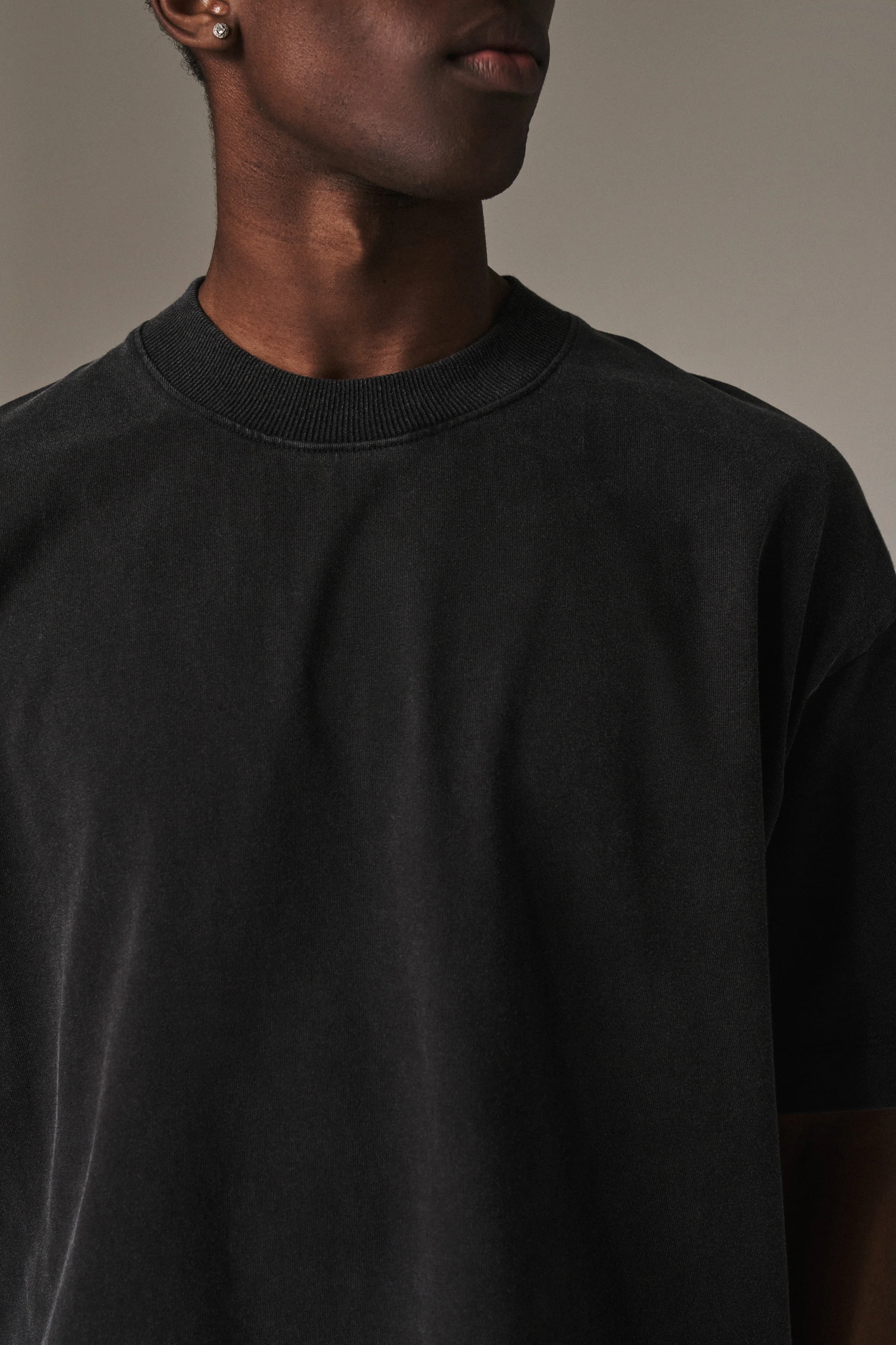 SUPER HEAVYWEIGHT BLANK T-SHIRT - WASHED BLACK