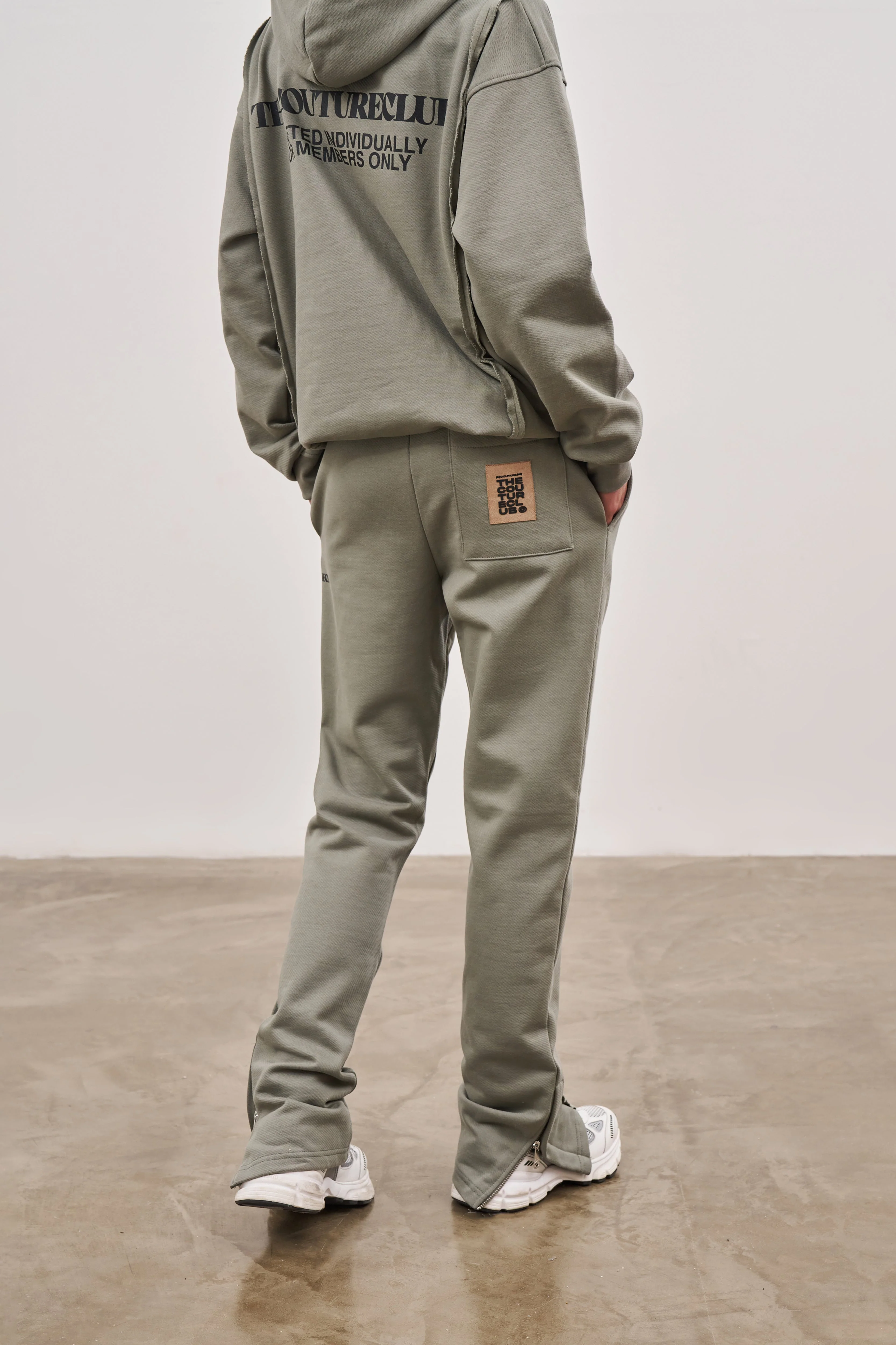 RAW SEAM STRAIGHT LEG JOGGERS - DARK SAGE