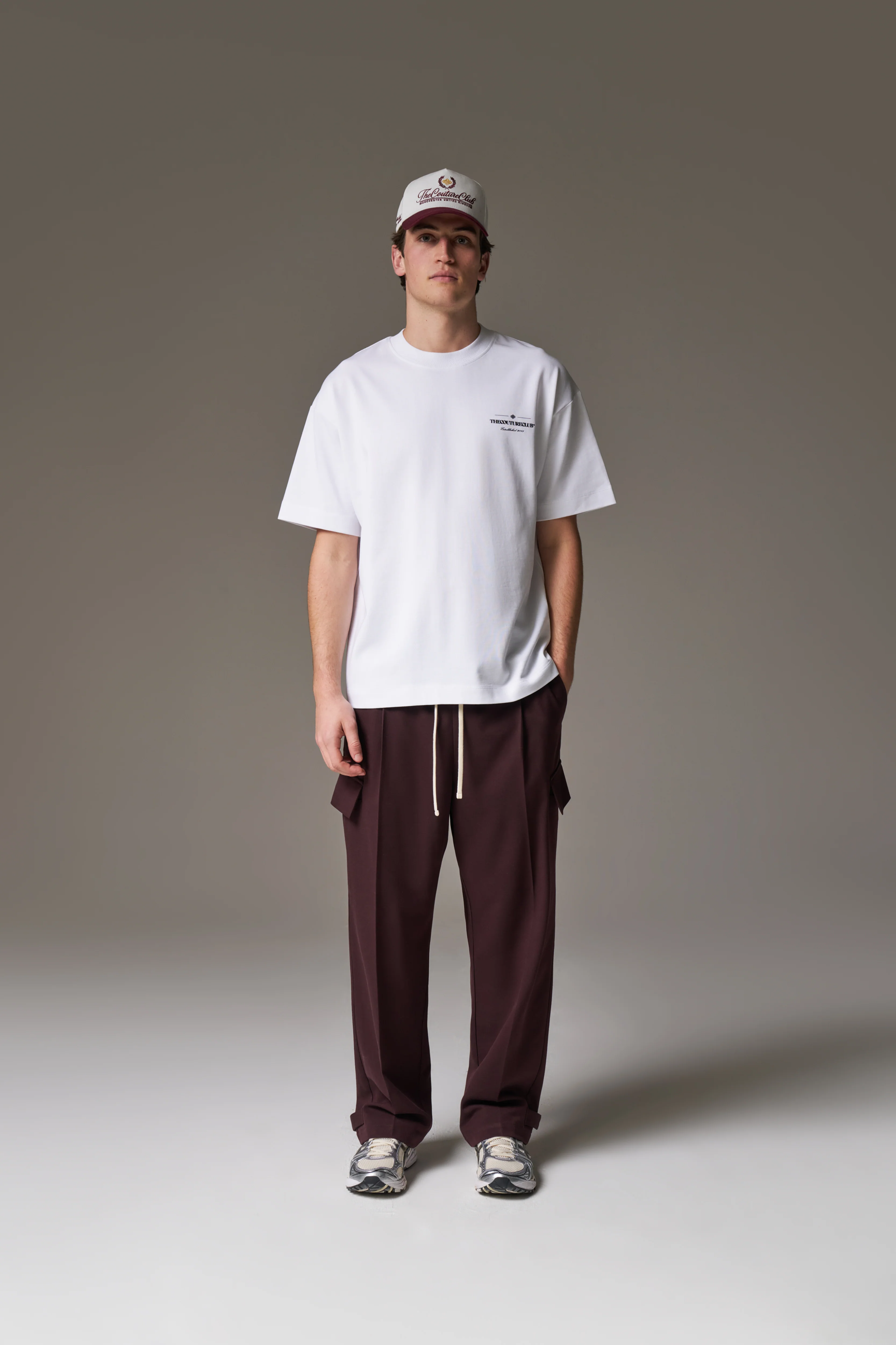 PLEATED WIDE LEG TROUSER - BURGUNDY