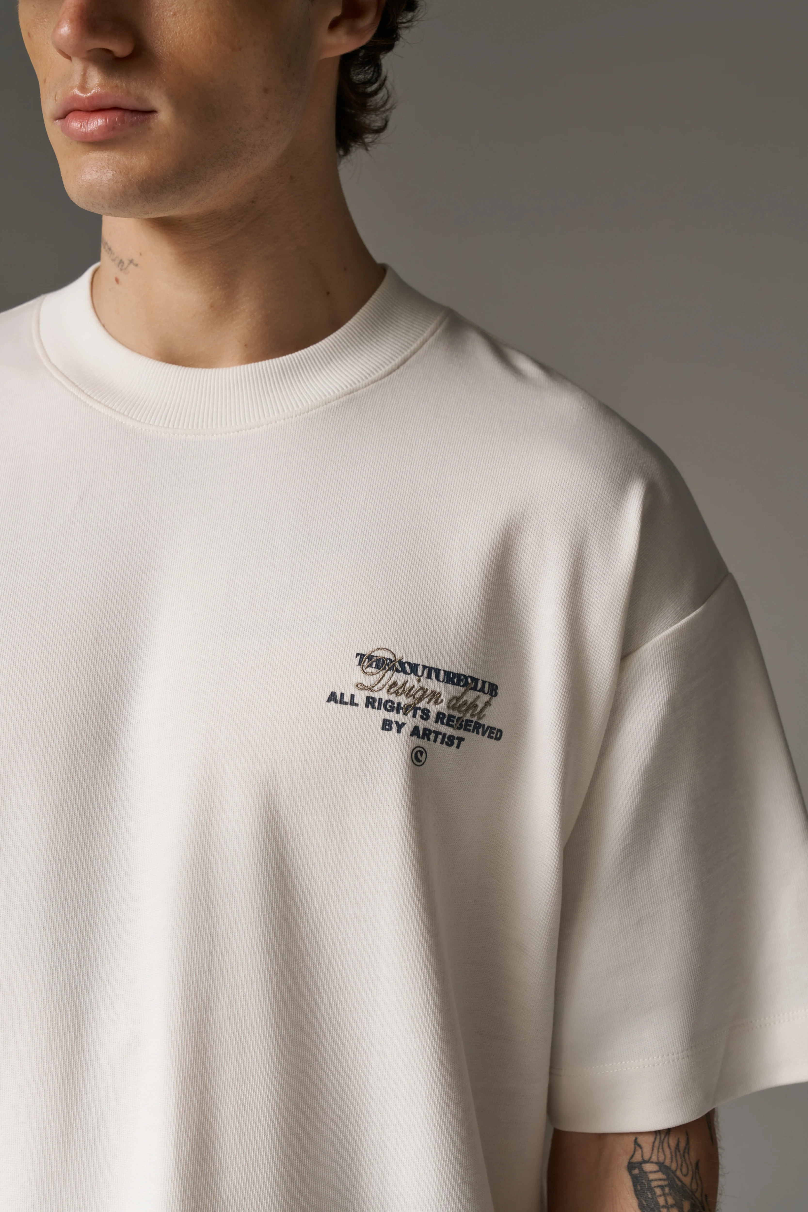 DESIGN DEPARTMENT CHEST PRINT T-SHIRT - OFF WHITE