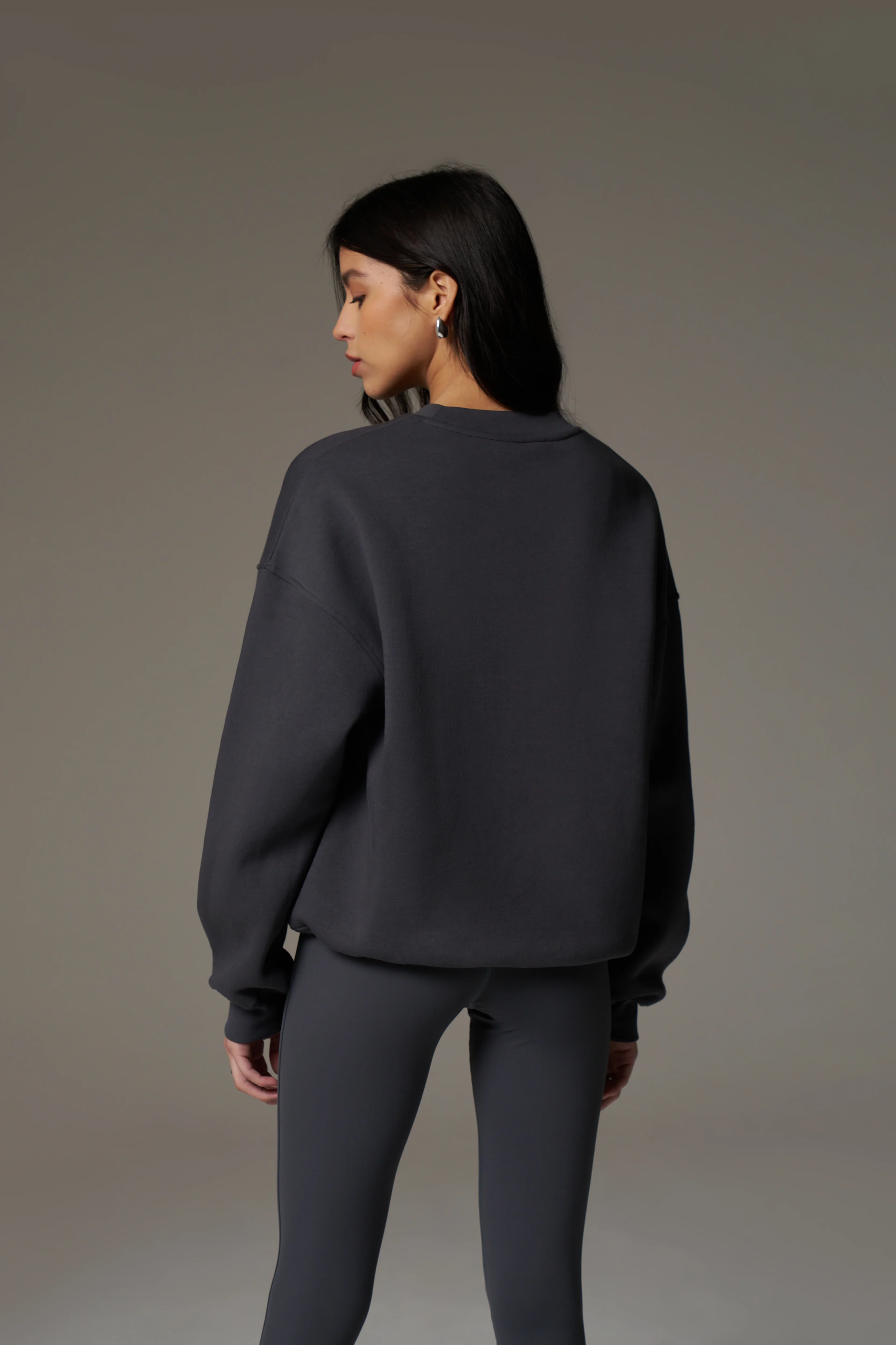 EMBLEM EMBROIDERED SWEATSHIRT - CHARCOAL