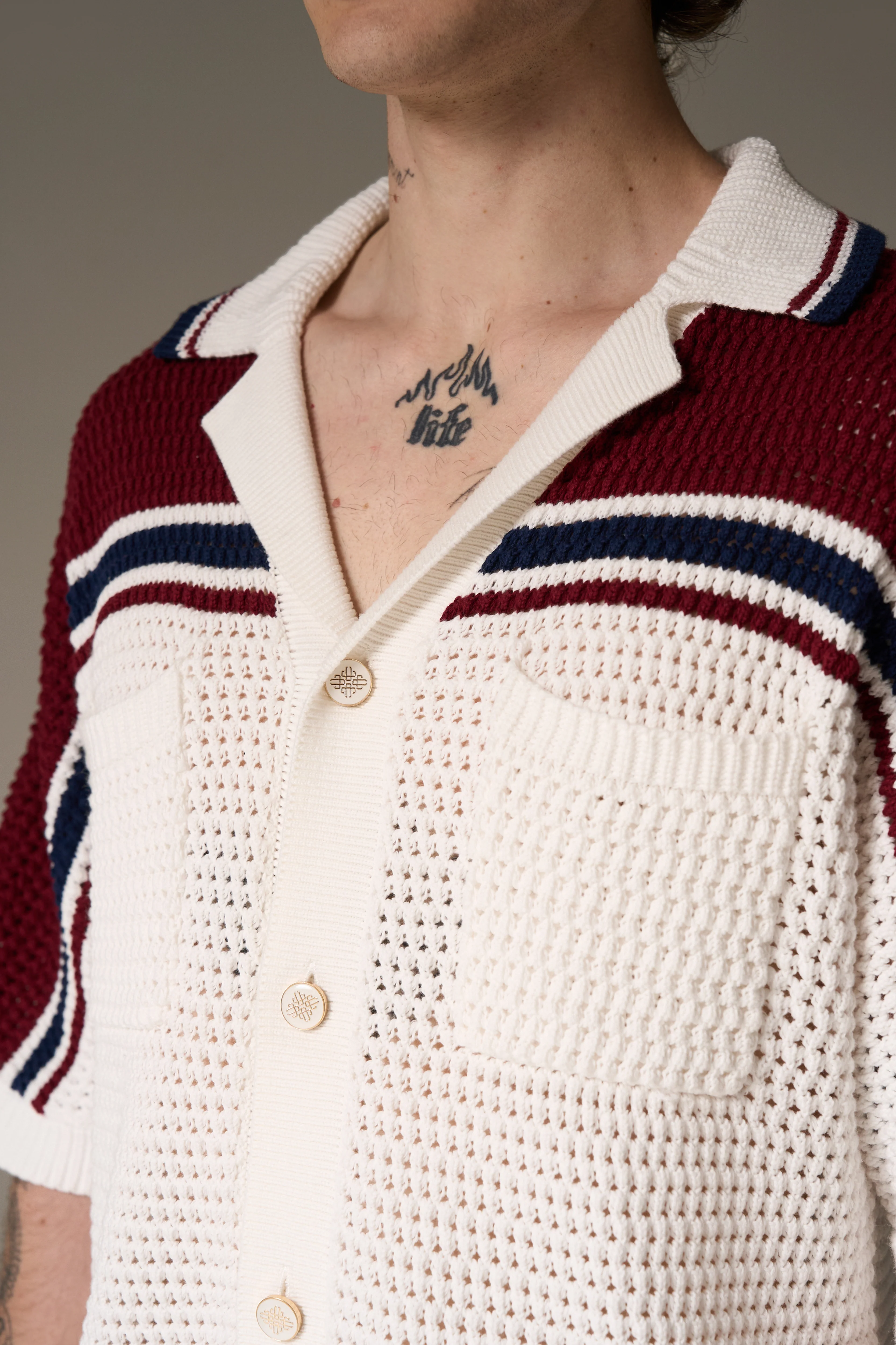 COLOUR BLOCK KNITTED STRIPE SHIRT - BURGUNDY