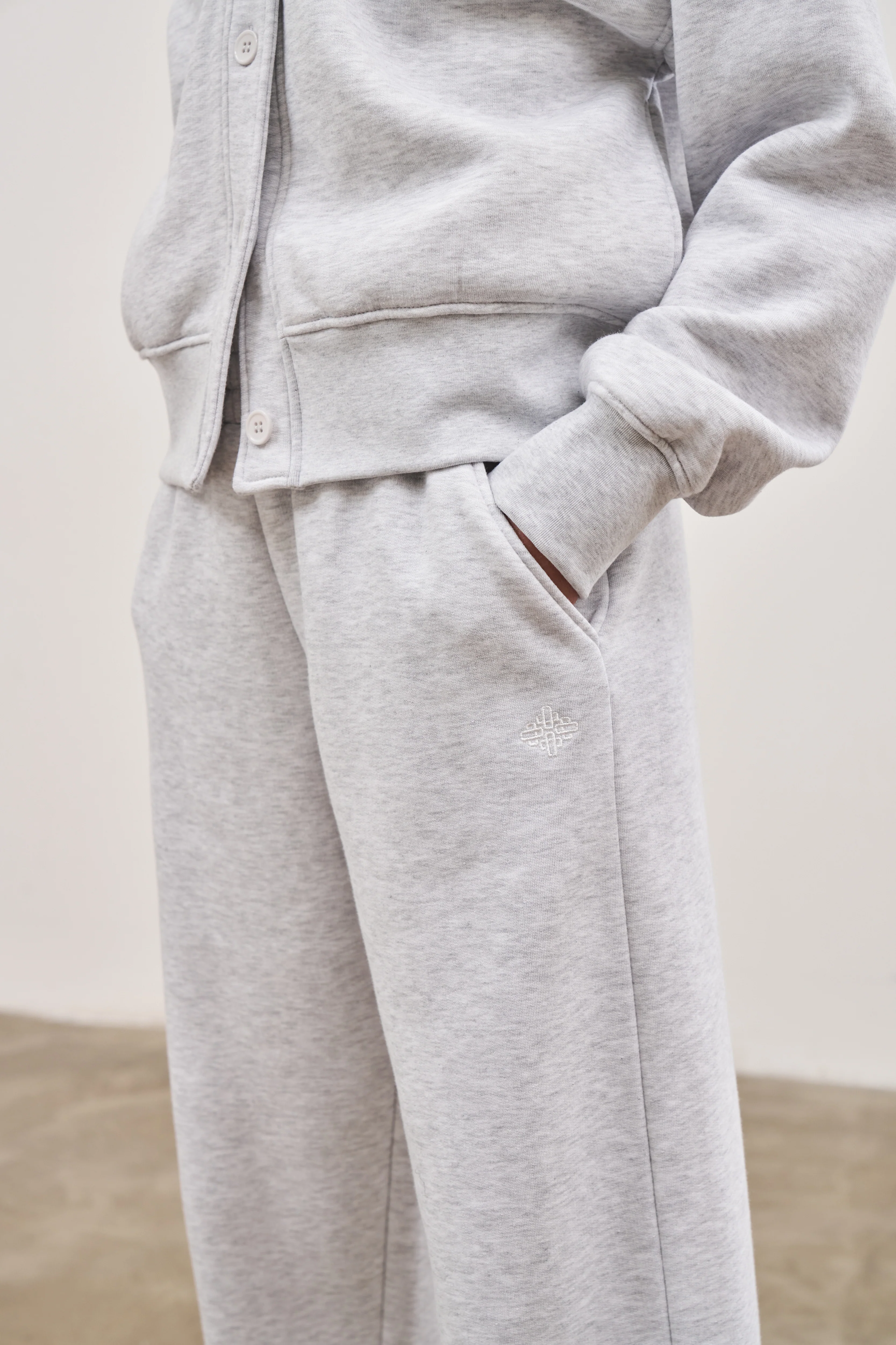 RELAXED TAPERED LEG JOGGERS - GREY MARL