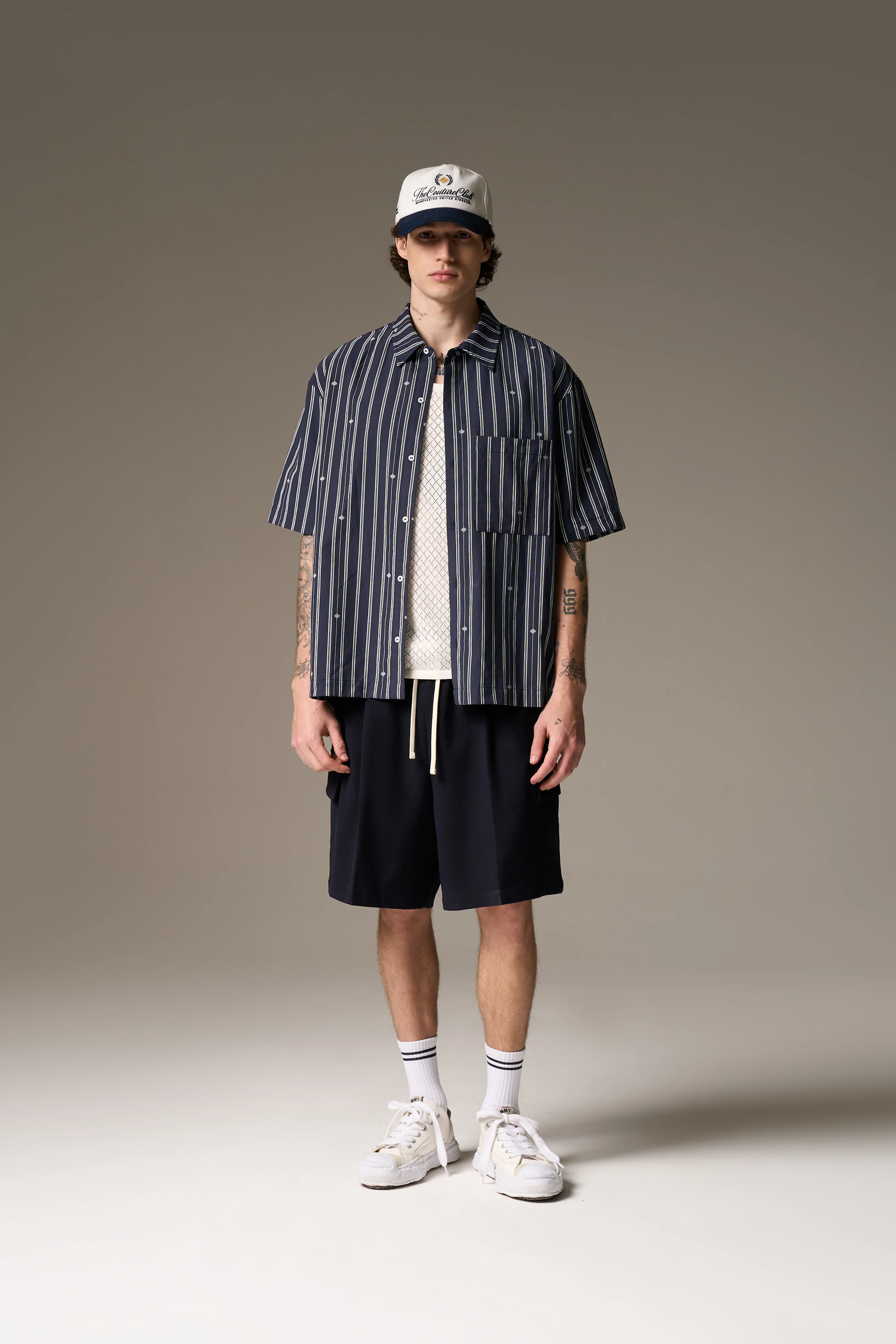 EMBLEM STRIPE SHIRT - NAVY