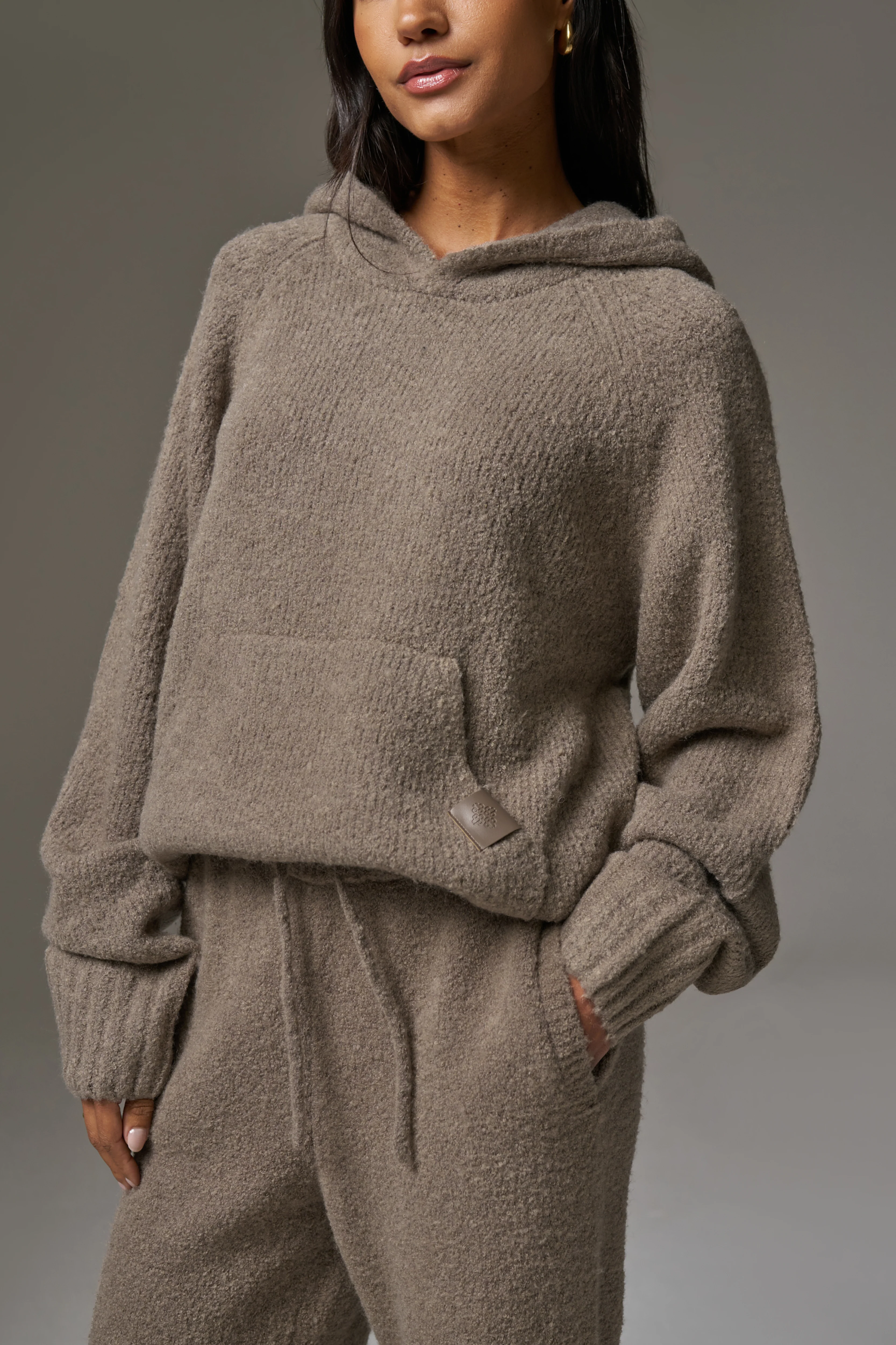 BOUCLE KNIT HOODIE - BROWN