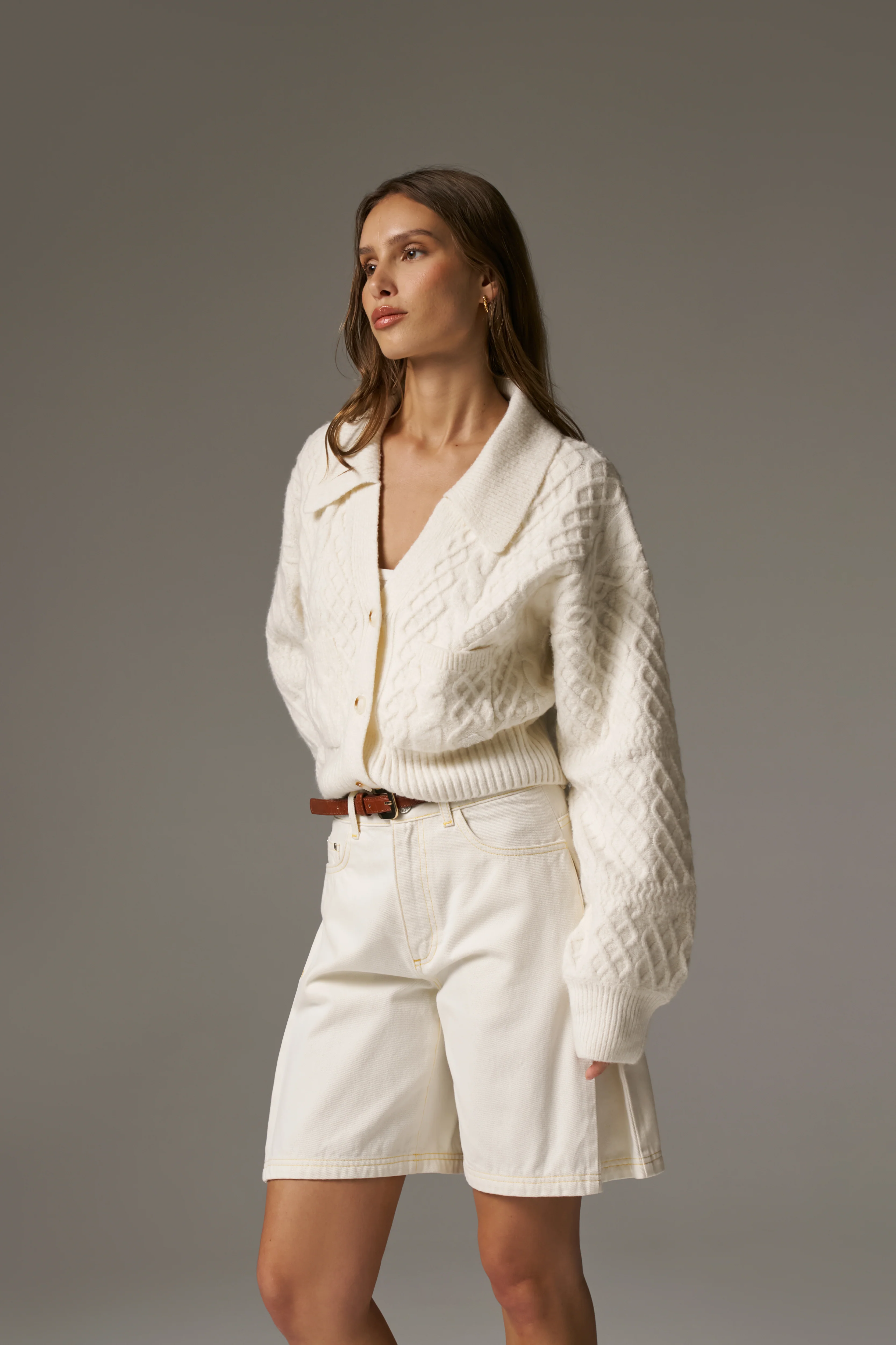 CABLE KNIT CARDIGAN - OFF WHITE