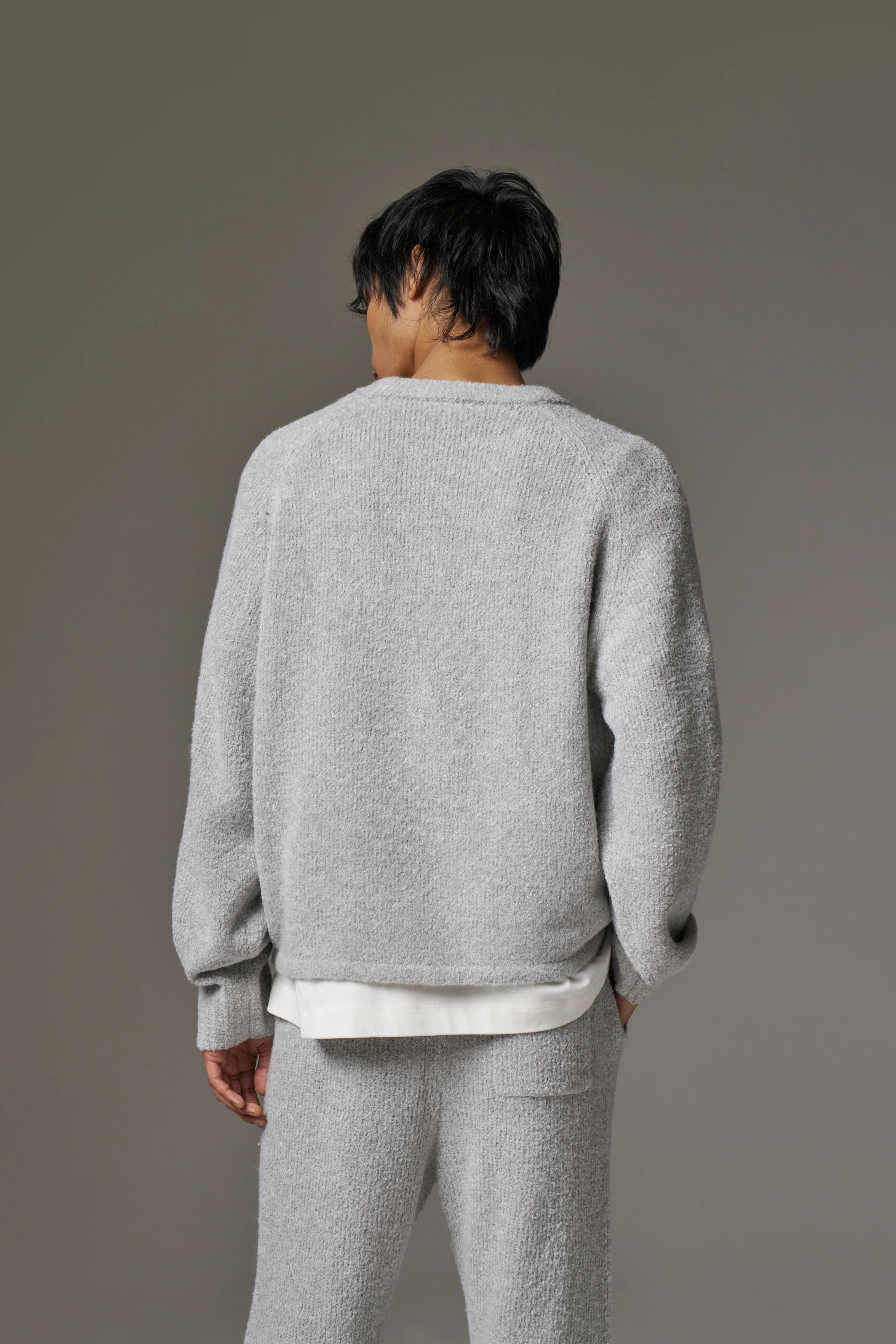 BOUCLE KNIT RAGLAN CREW - GREY MARL