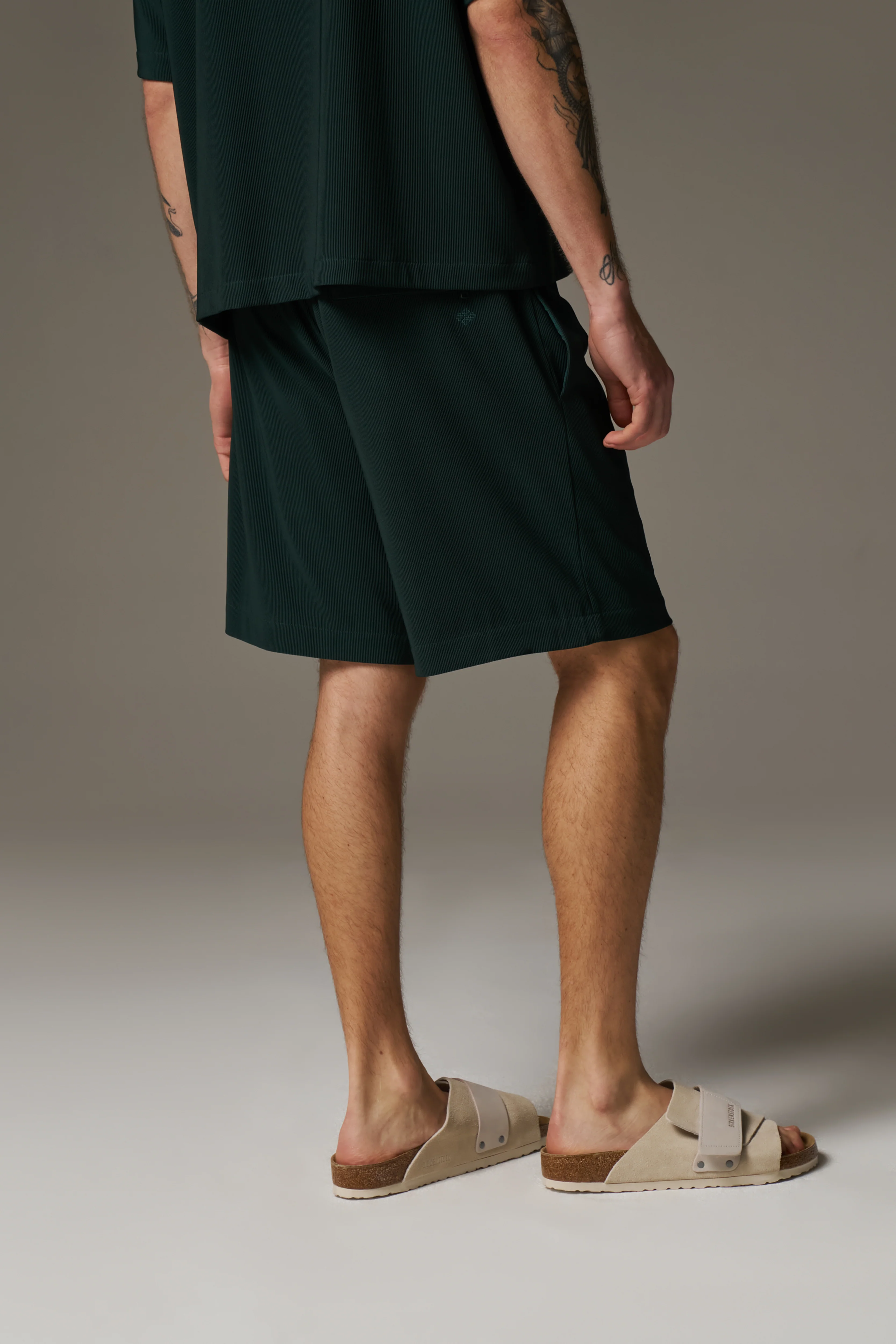 RIBBED SHORTS - GREEN