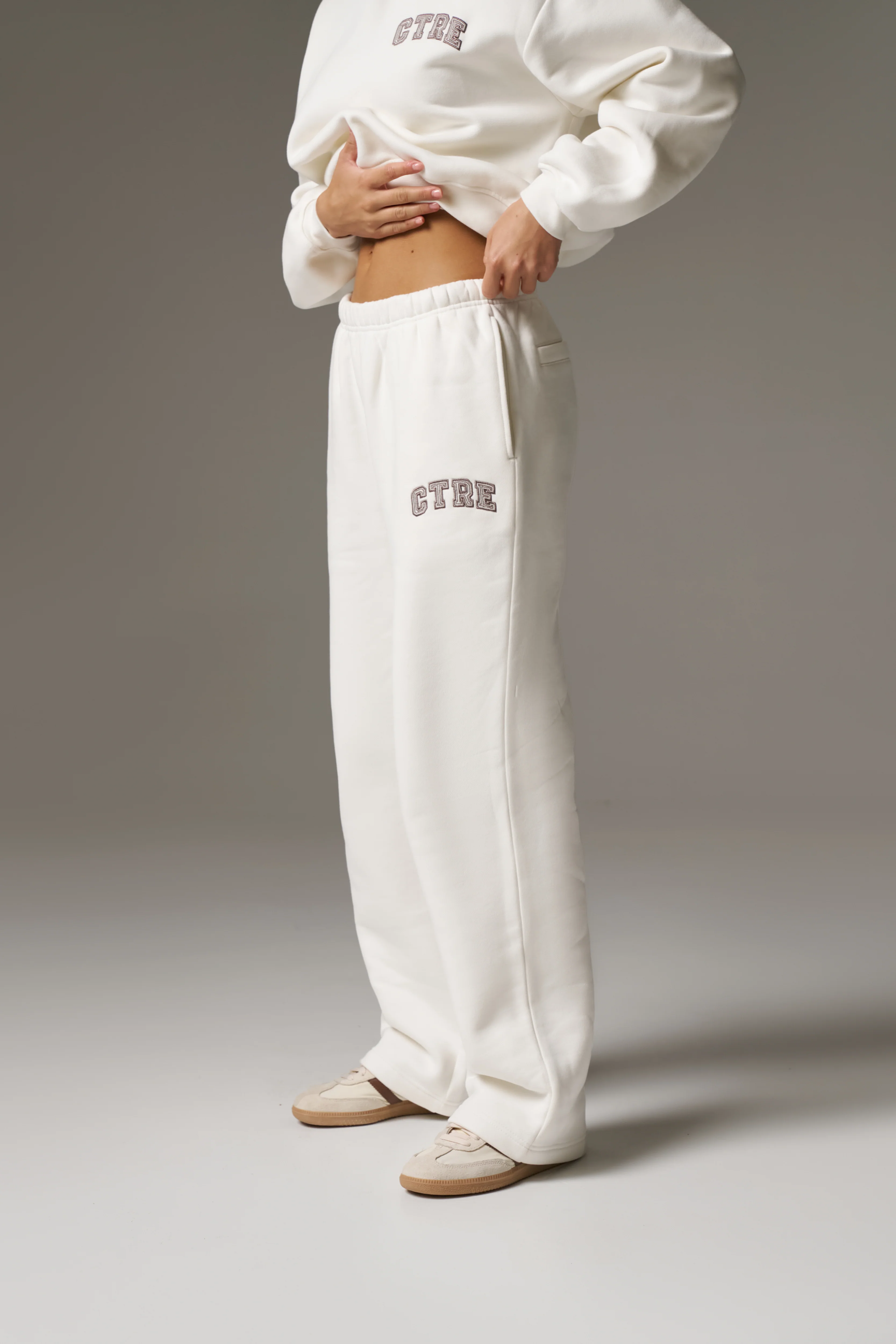 CTRE STRAIGHT LEG JOGGERS - OFF WHITE