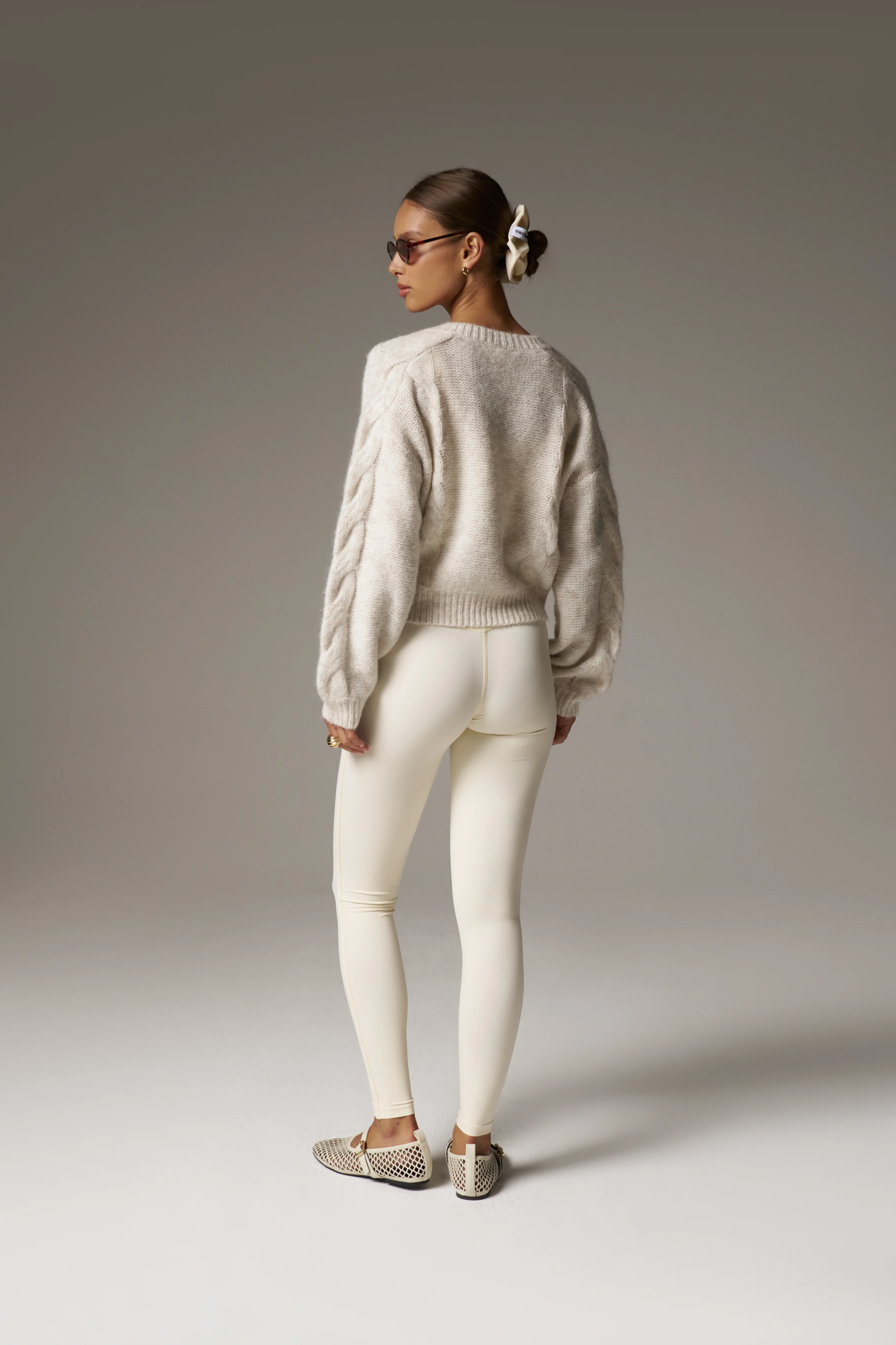 EMBLEM KNITTED V NECK JUMPER - BEIGE