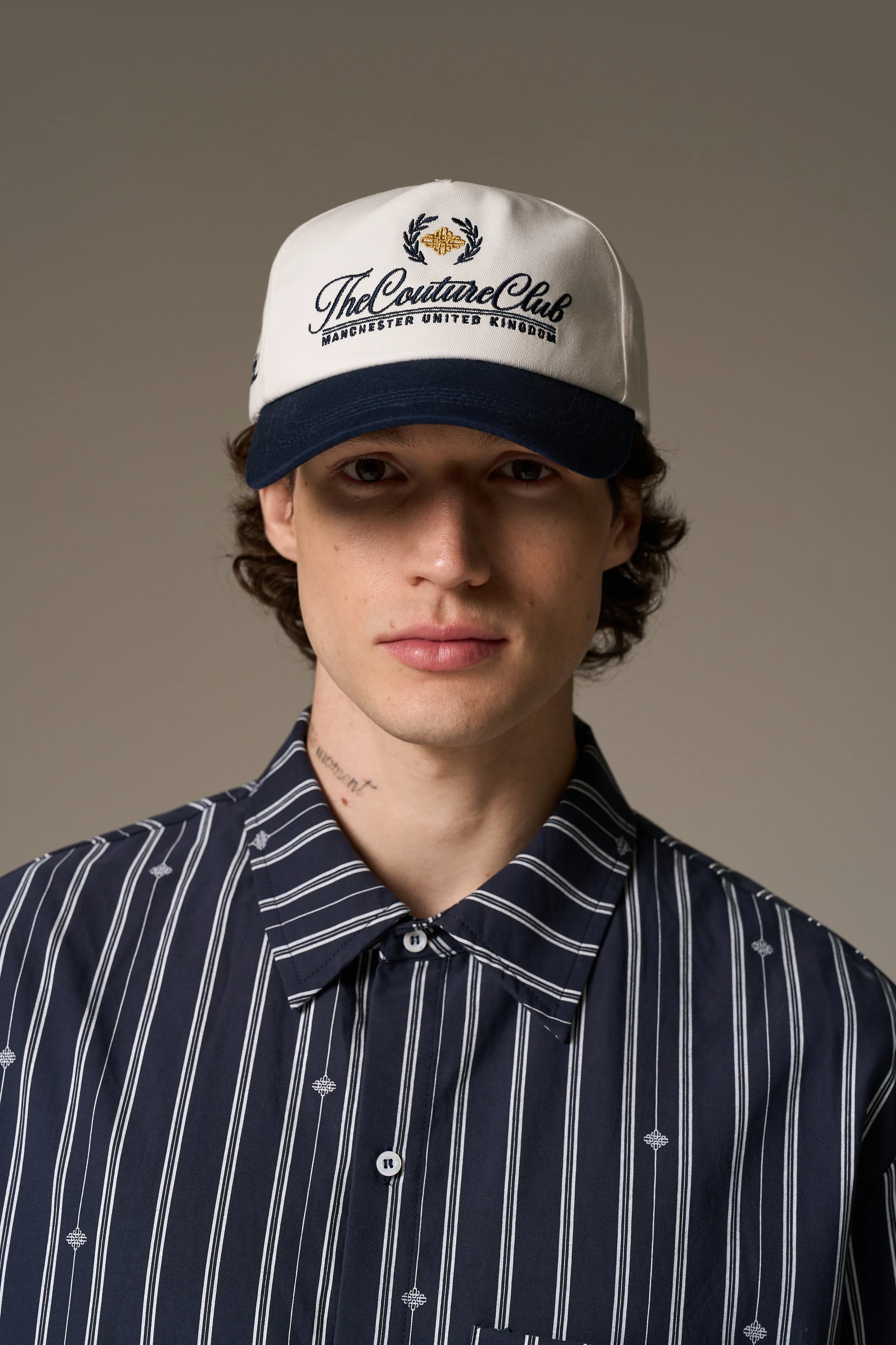 LAUREL EMBROIDERY CAP - NAVY