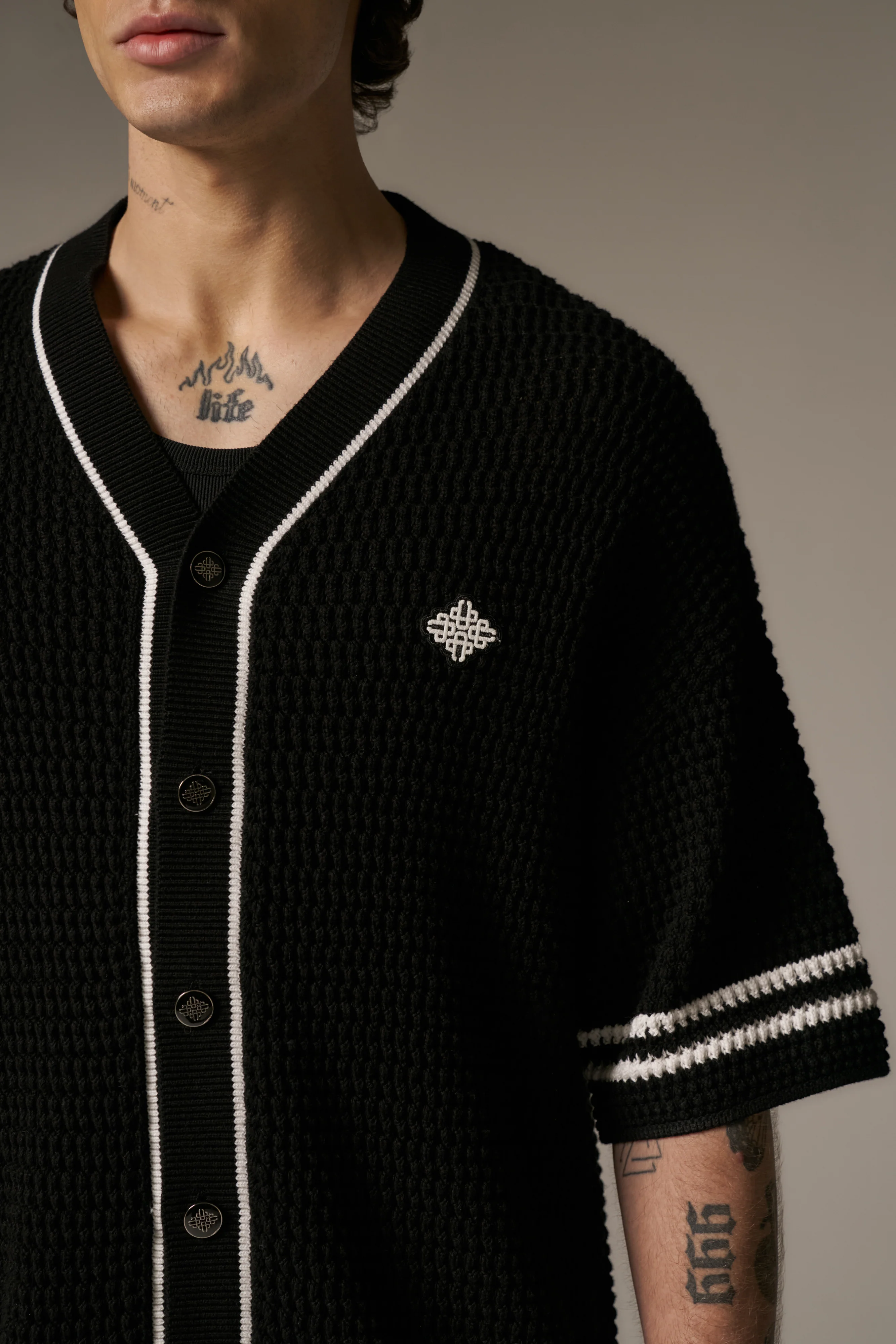 CROCHET KNITTED BASEBALL SHIRT - BLACK