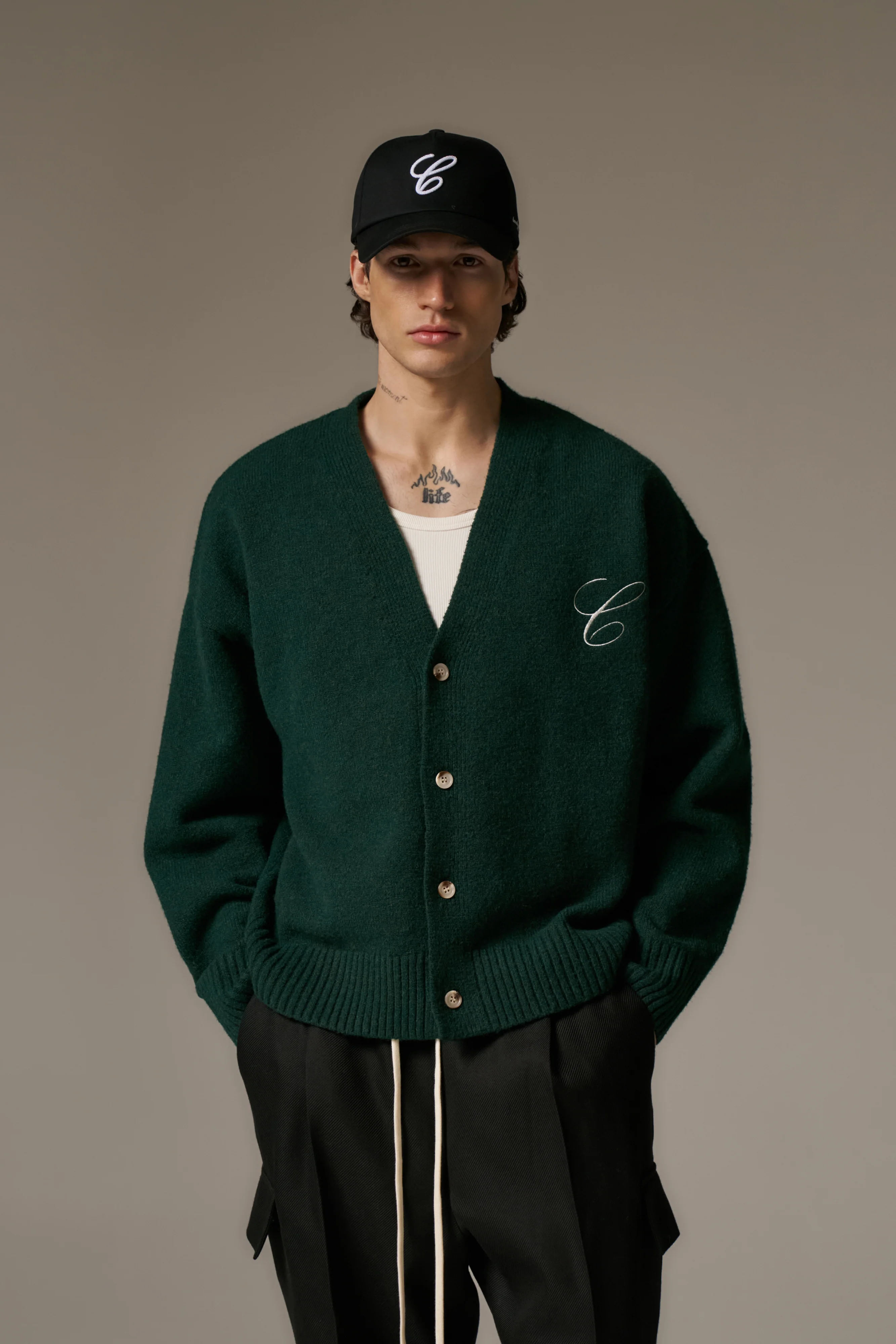 C EMBROIDERY KNITTED CARDIGAN - FOREST GREEN