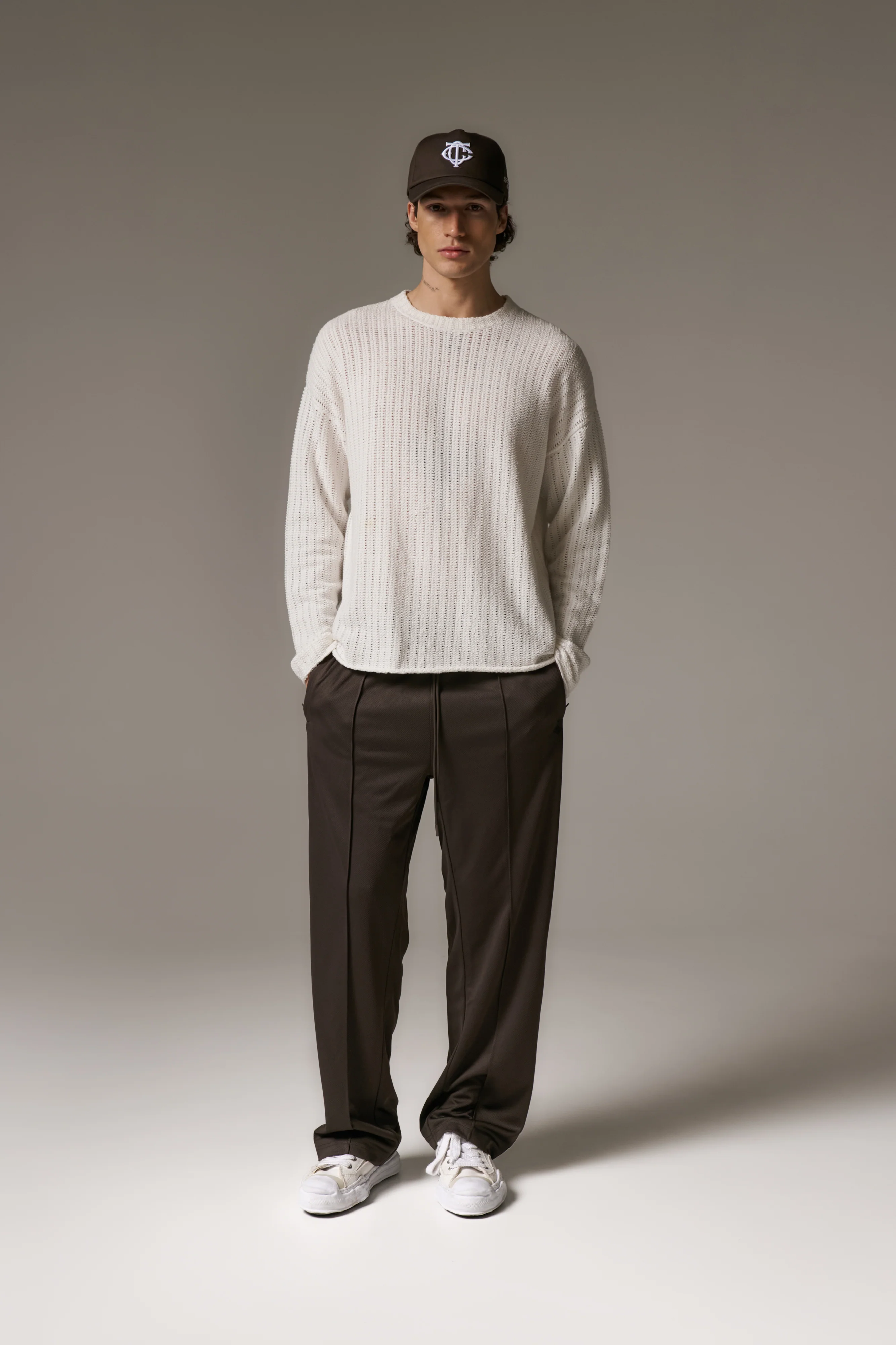 COPYRIGHT CROCHET LONG SLEEVE T-SHIRT - WHITE