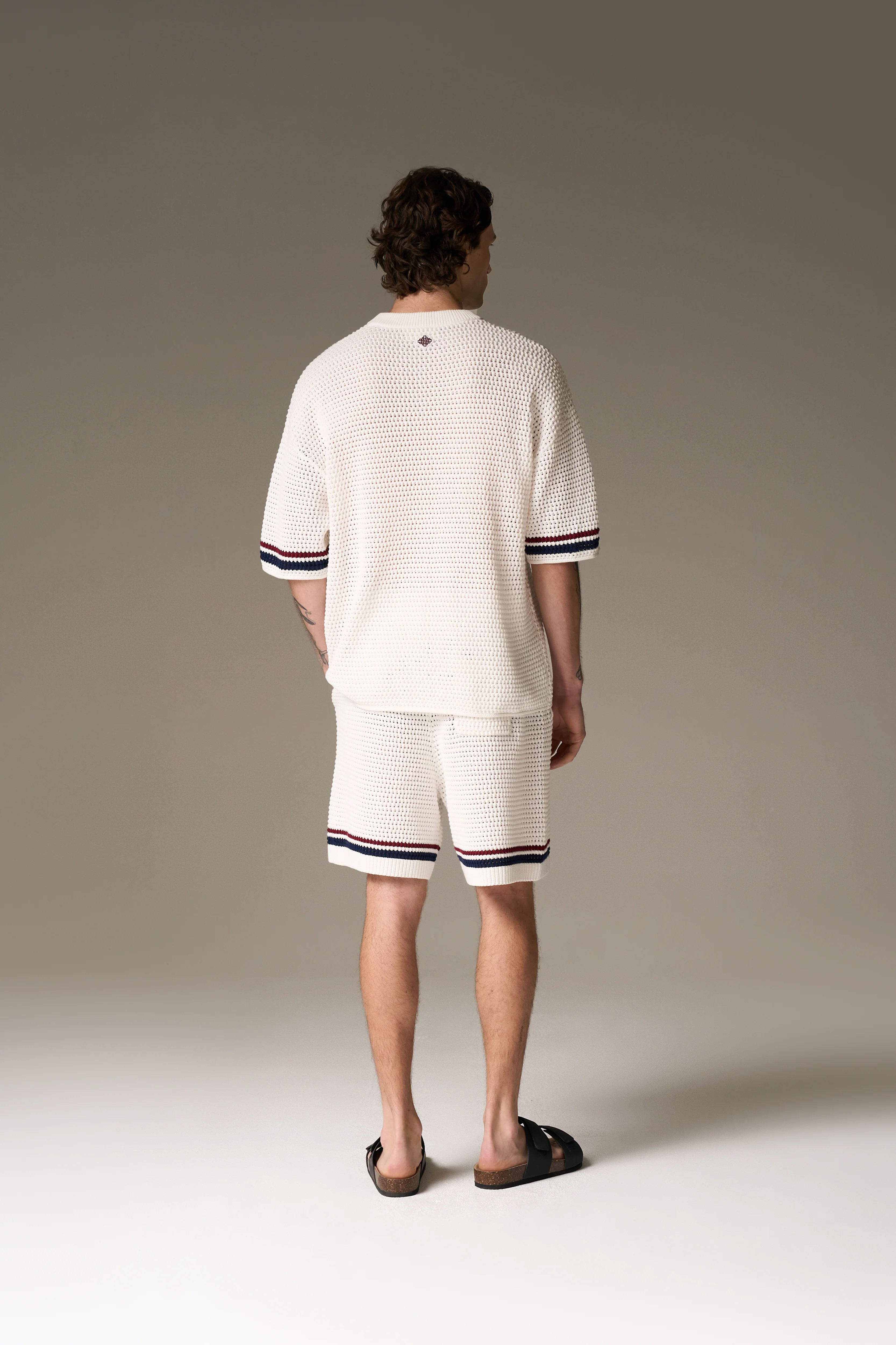 STRIPE CROCHET KNIT SHORTS - BURGUNDY