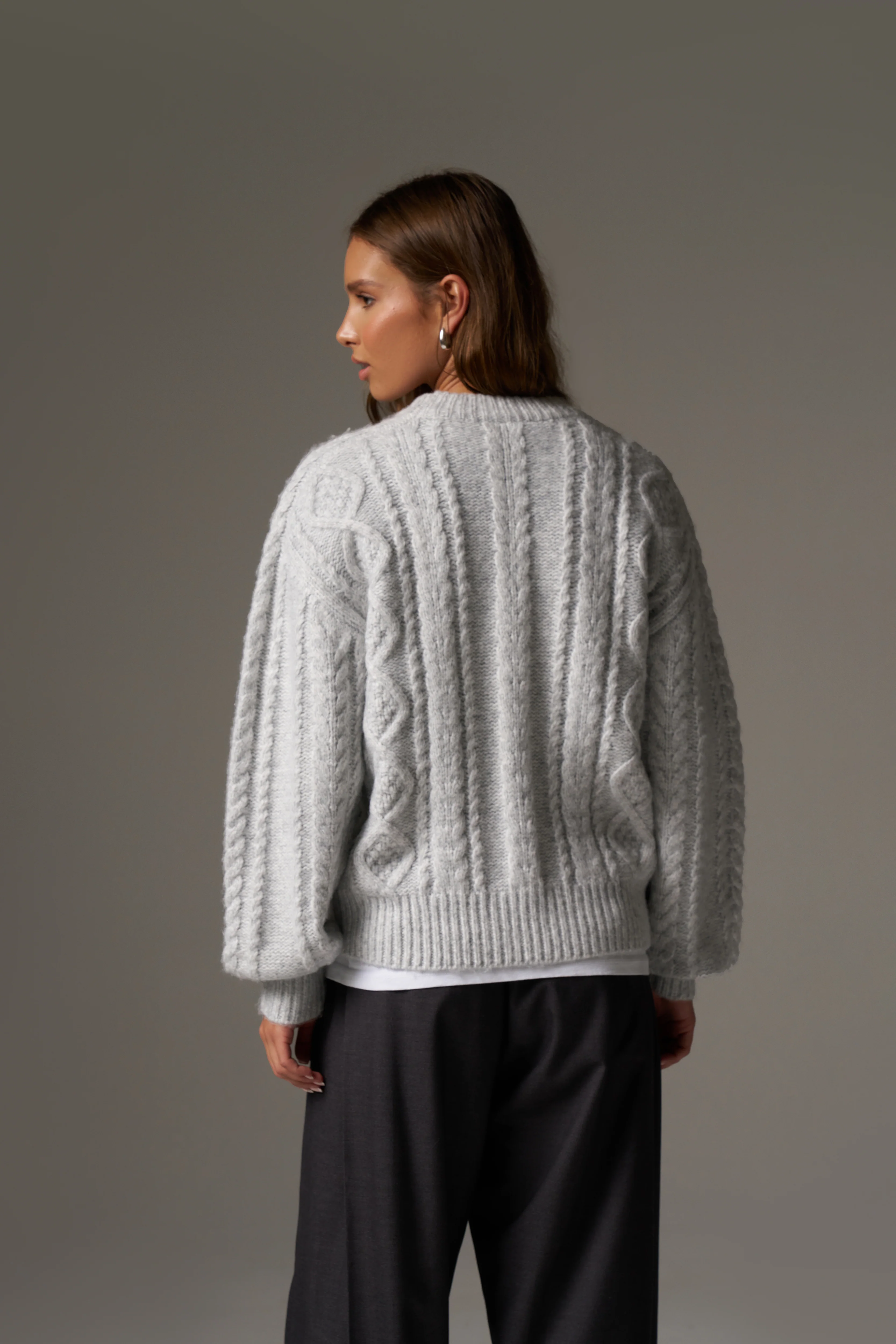 CABLE KNIT EMBROIDERED EMBLEM JUMPER - GREY MARL