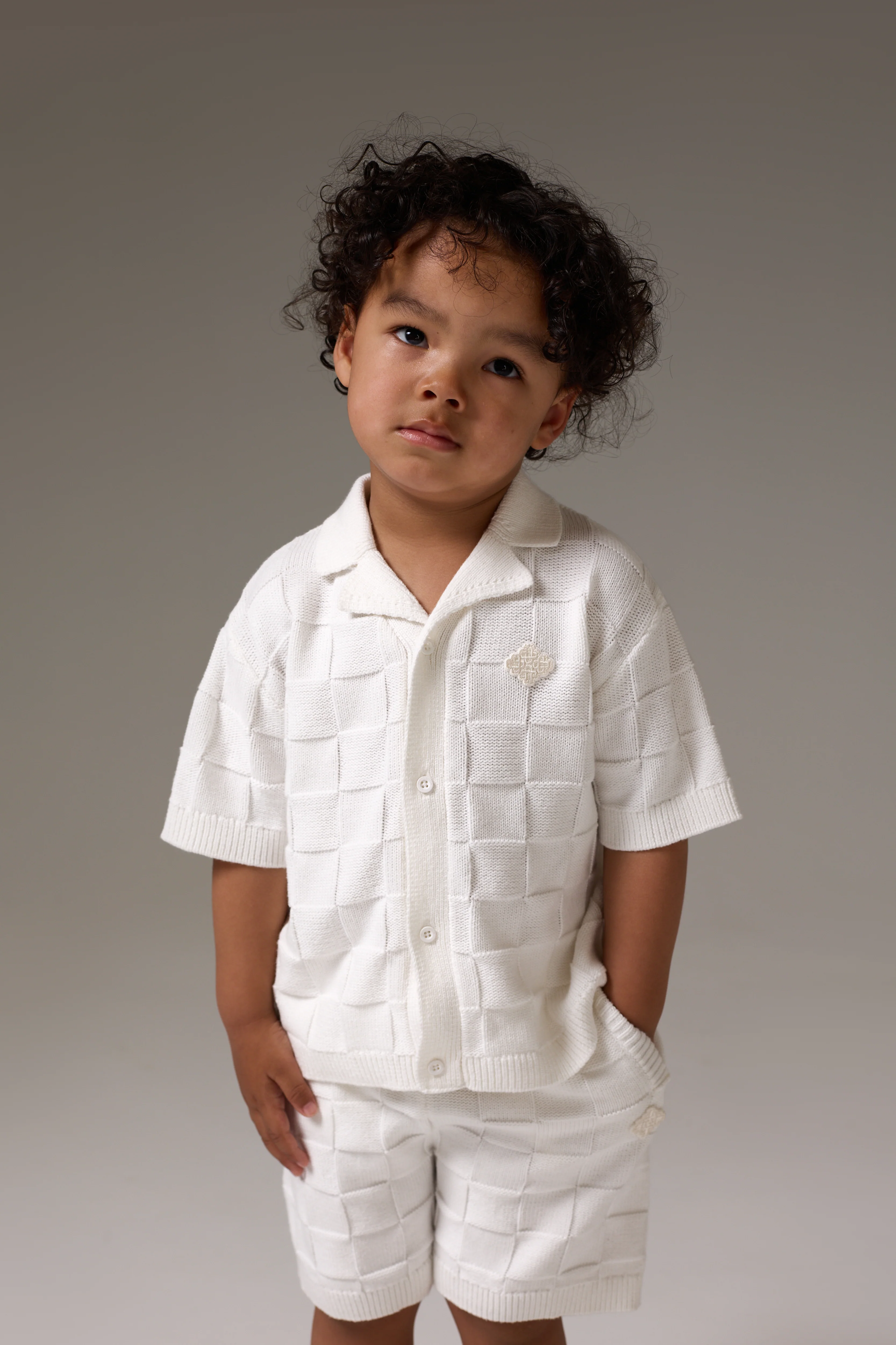 KIDS CHECKERBOARD KNITTED SHIRT - OFF WHITE