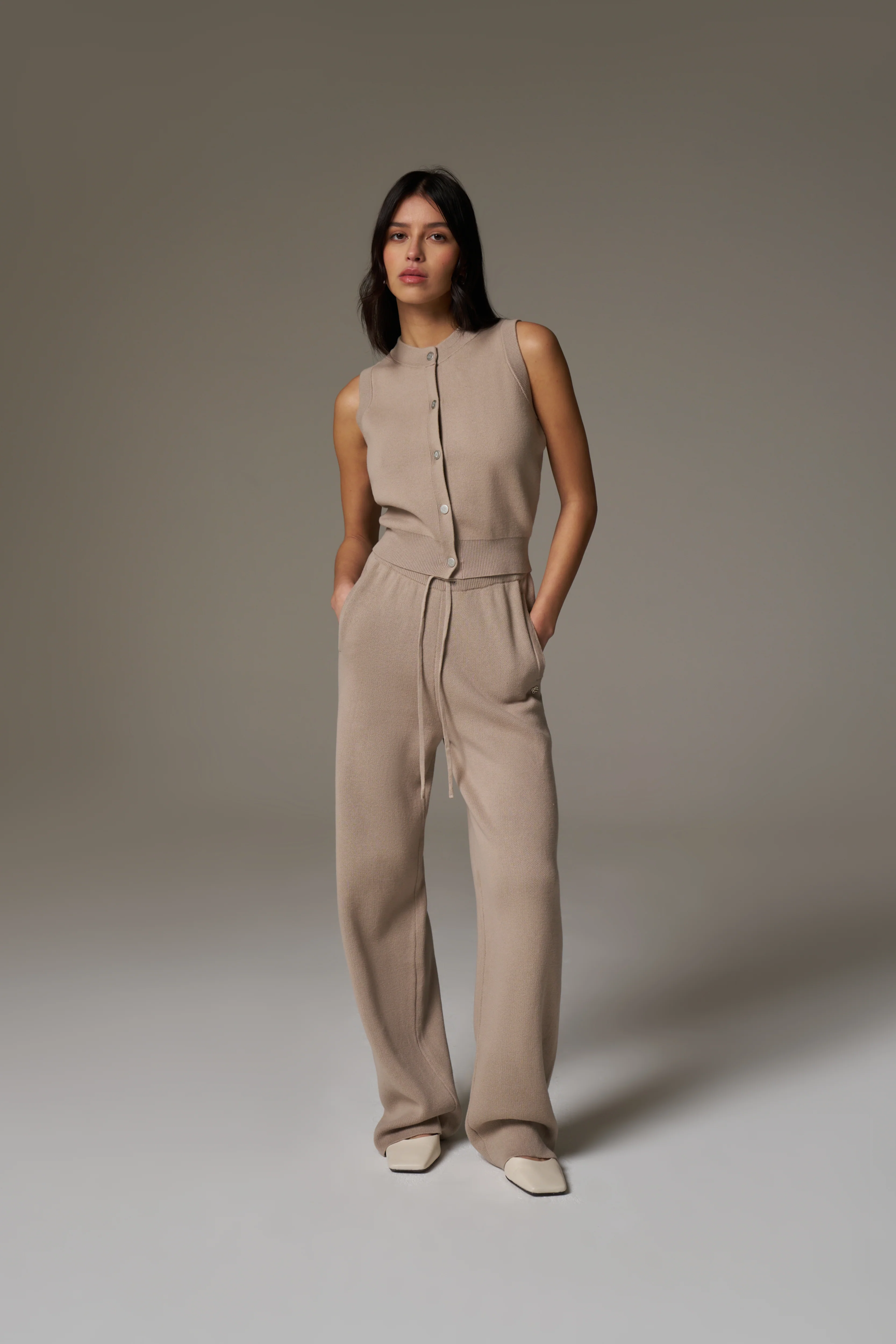 KNIT BUTTON THROUGH TOP - BEIGE