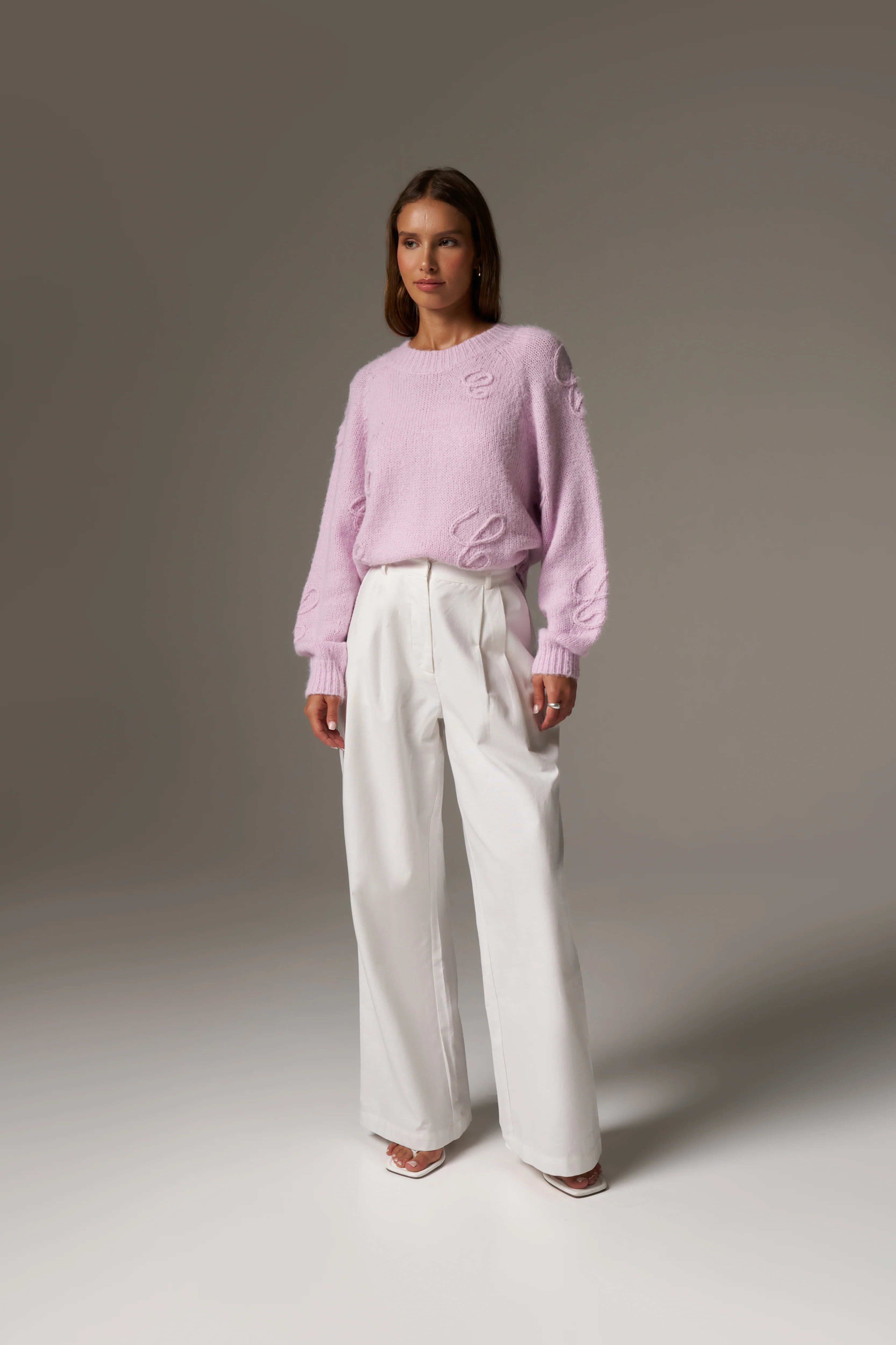 SCRIPT APPLIQUE OVERSIZED JUMPER - PINK