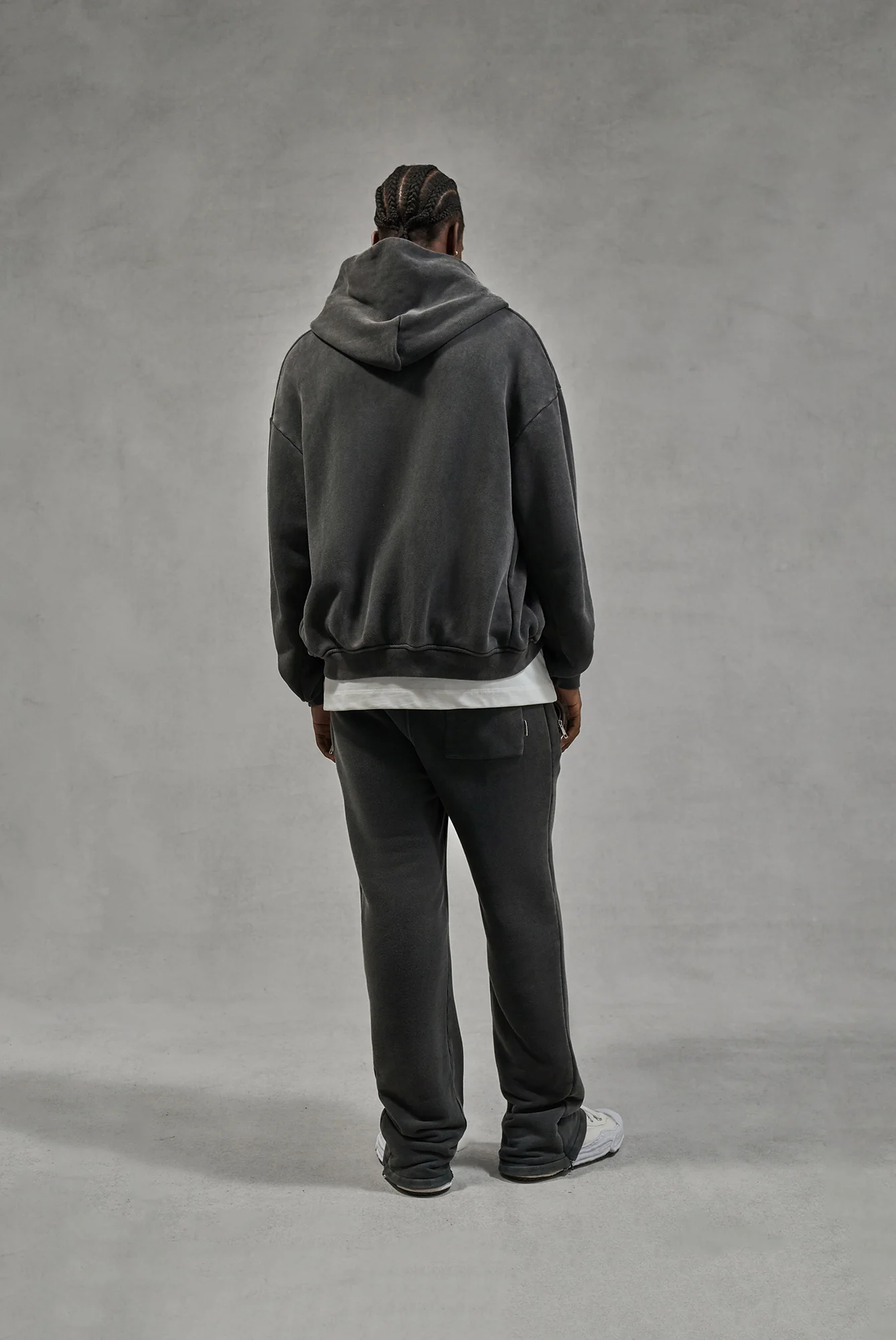 LAUNDERED CLASSICS JOGGERS - CHARCOAL