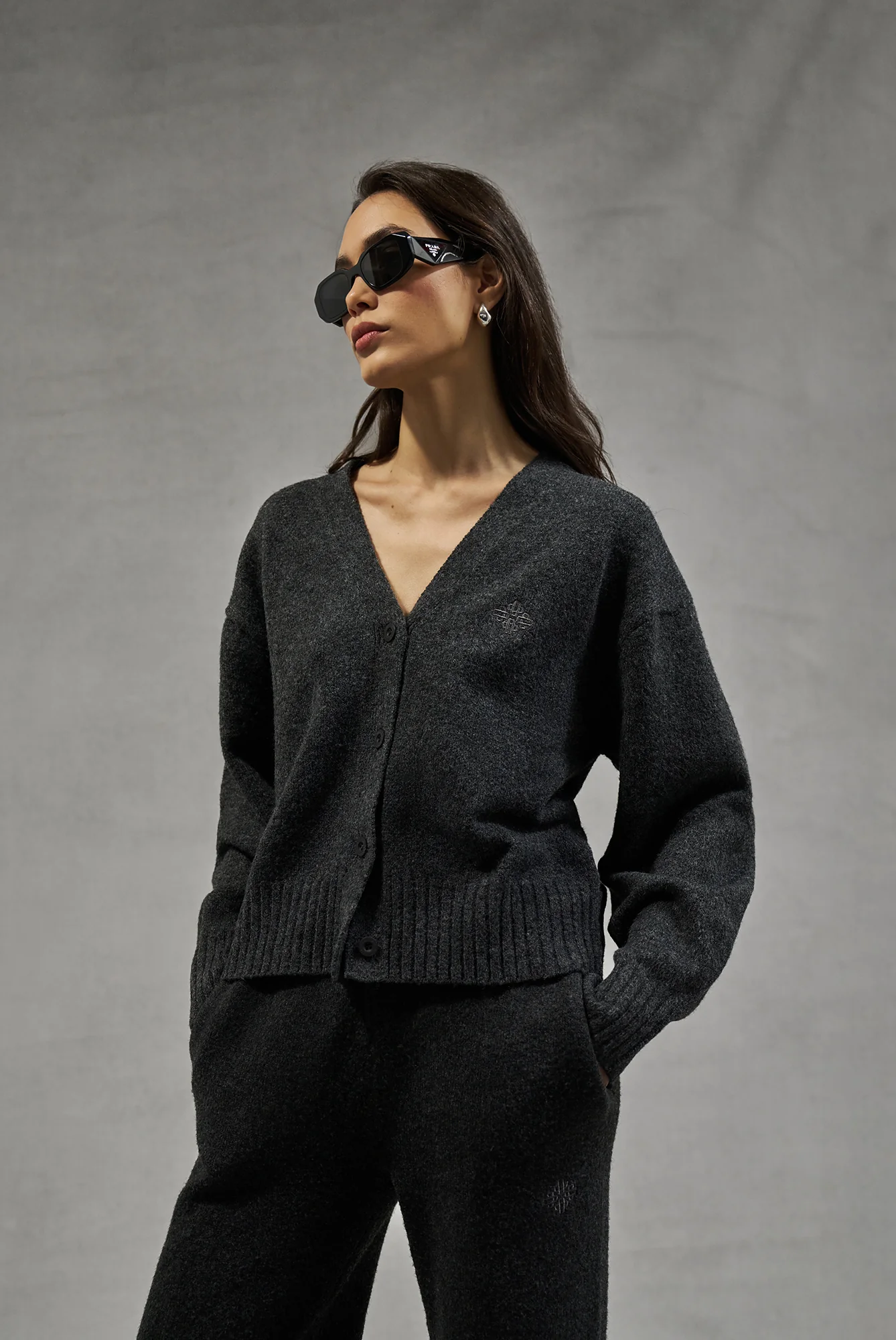 FLUFFY KNIT EMBLEM EMBROIDERED CARDIGAN - CHARCOAL