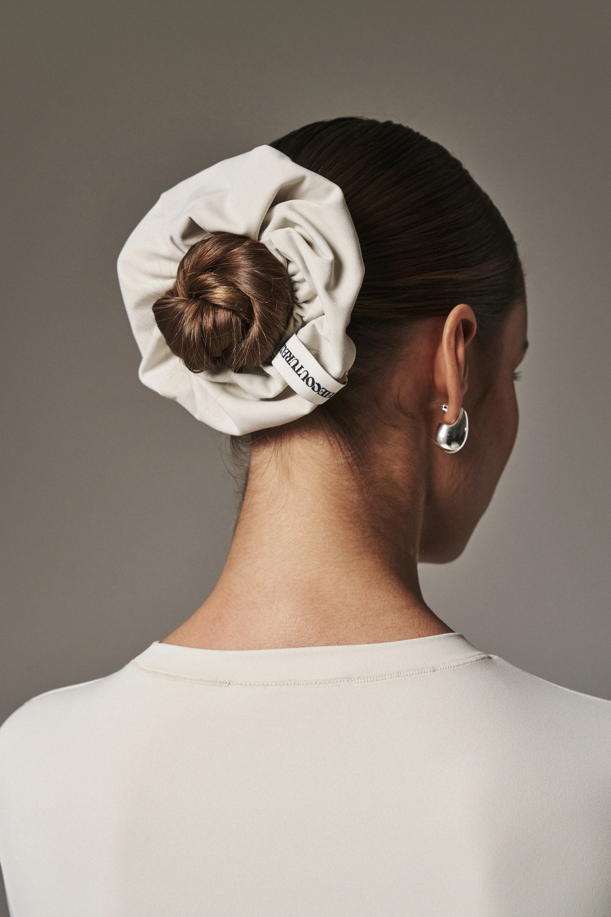 SCULPT SCRUNCHIE - BONE