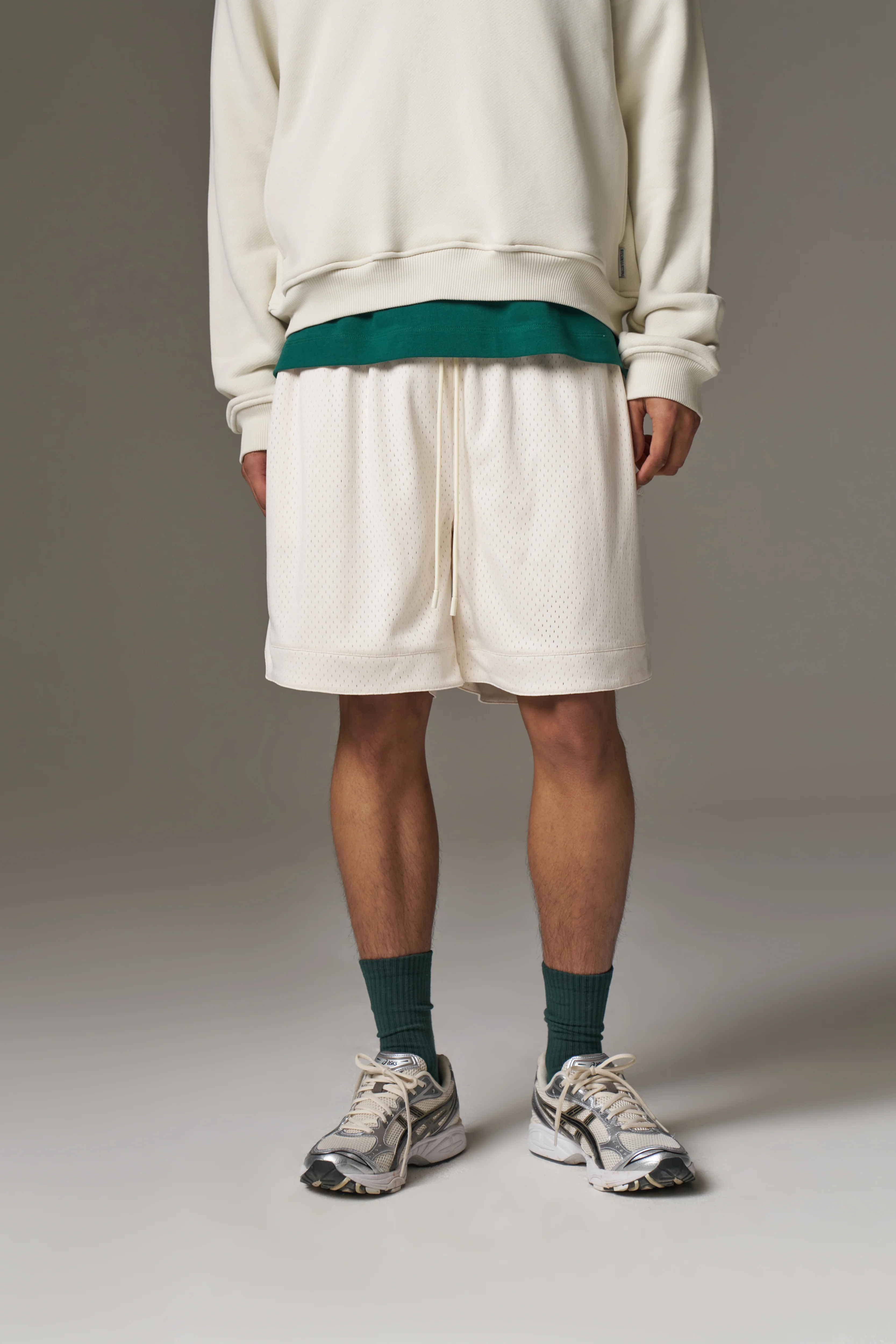 AIRTEX SHORTS - OFF WHITE