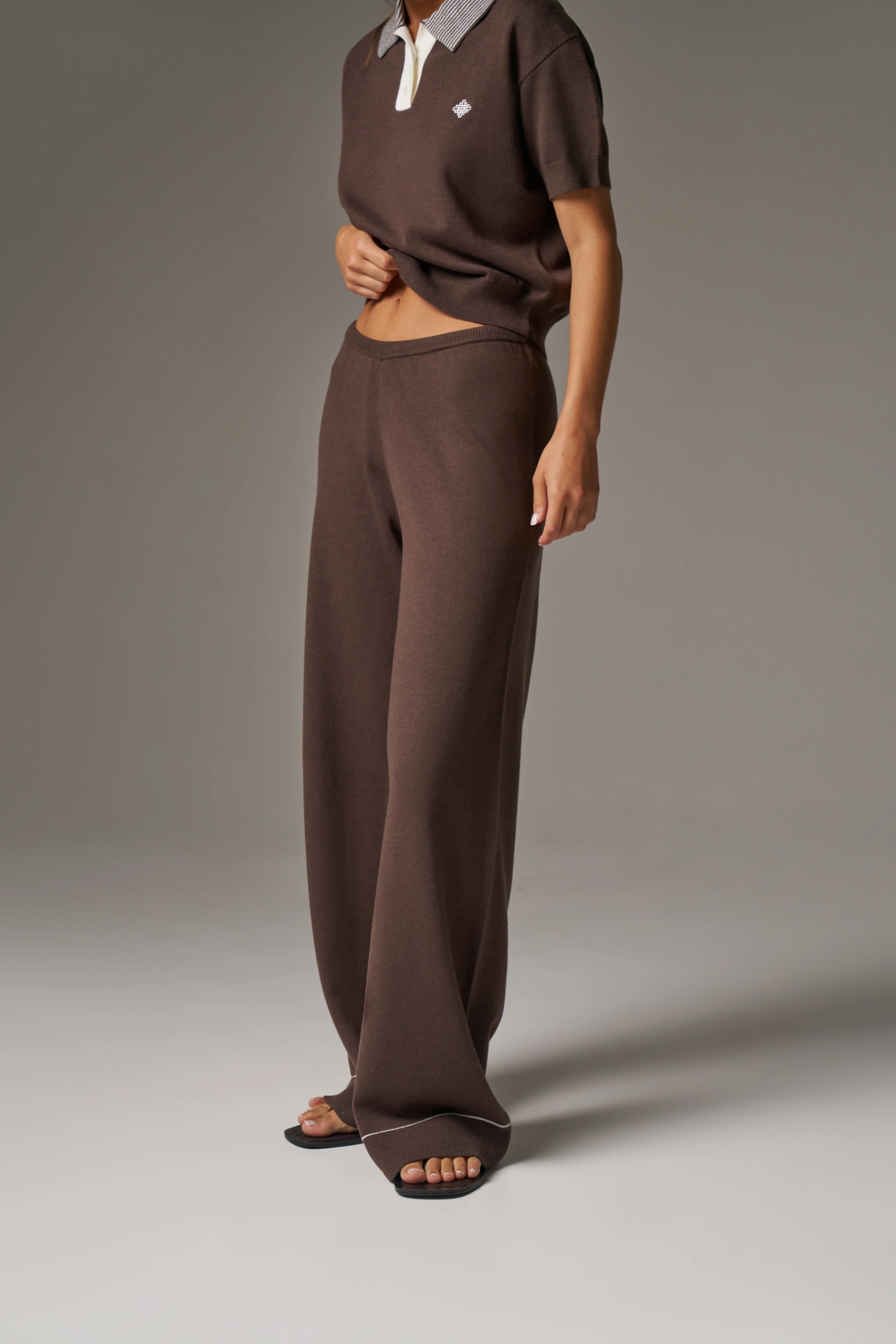 KNITTED PANEL TROUSERS - BROWN