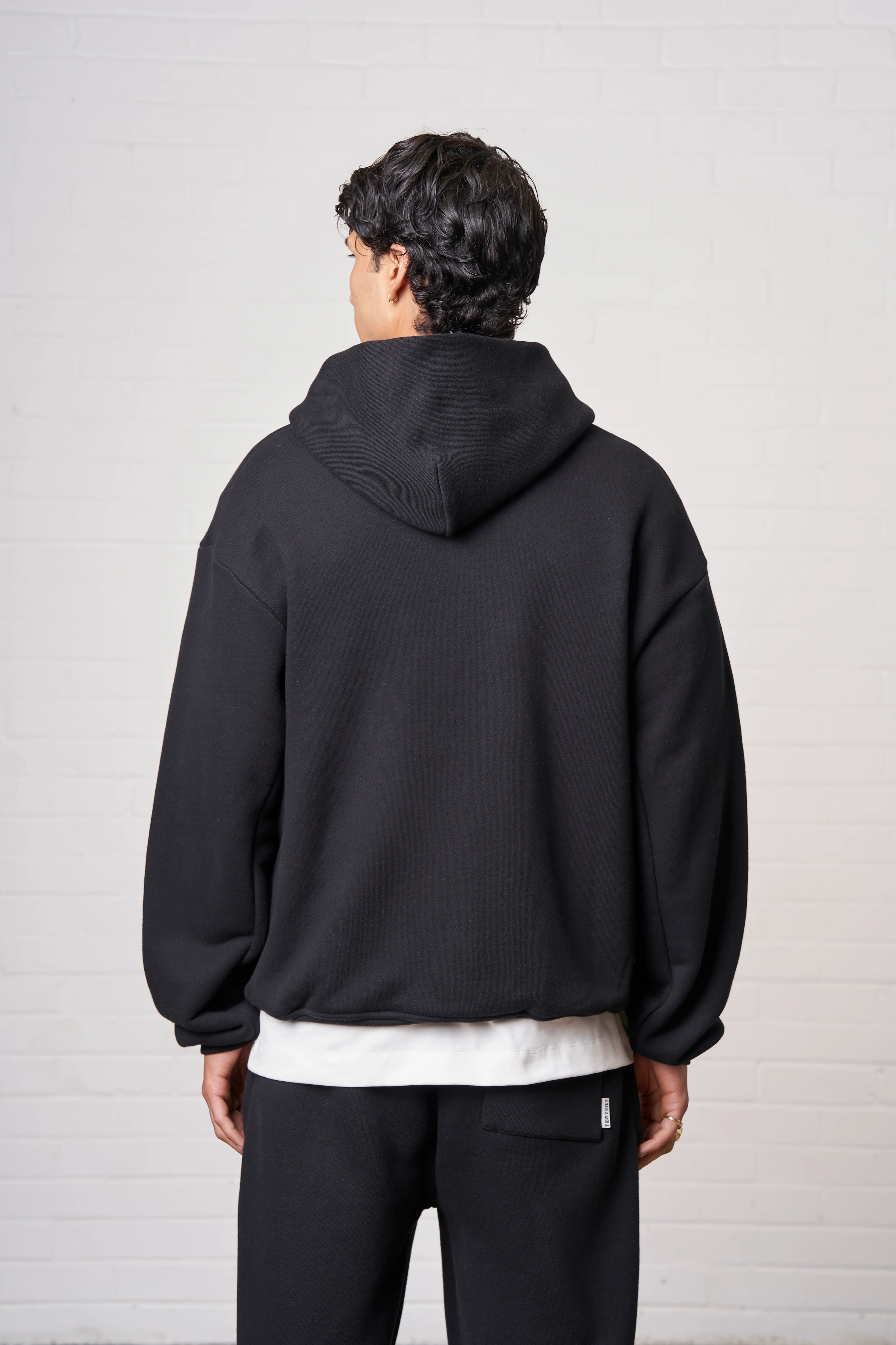 LAUNDERED CLASSICS ZIP THROUGH HOODIE - WASHED BLACK