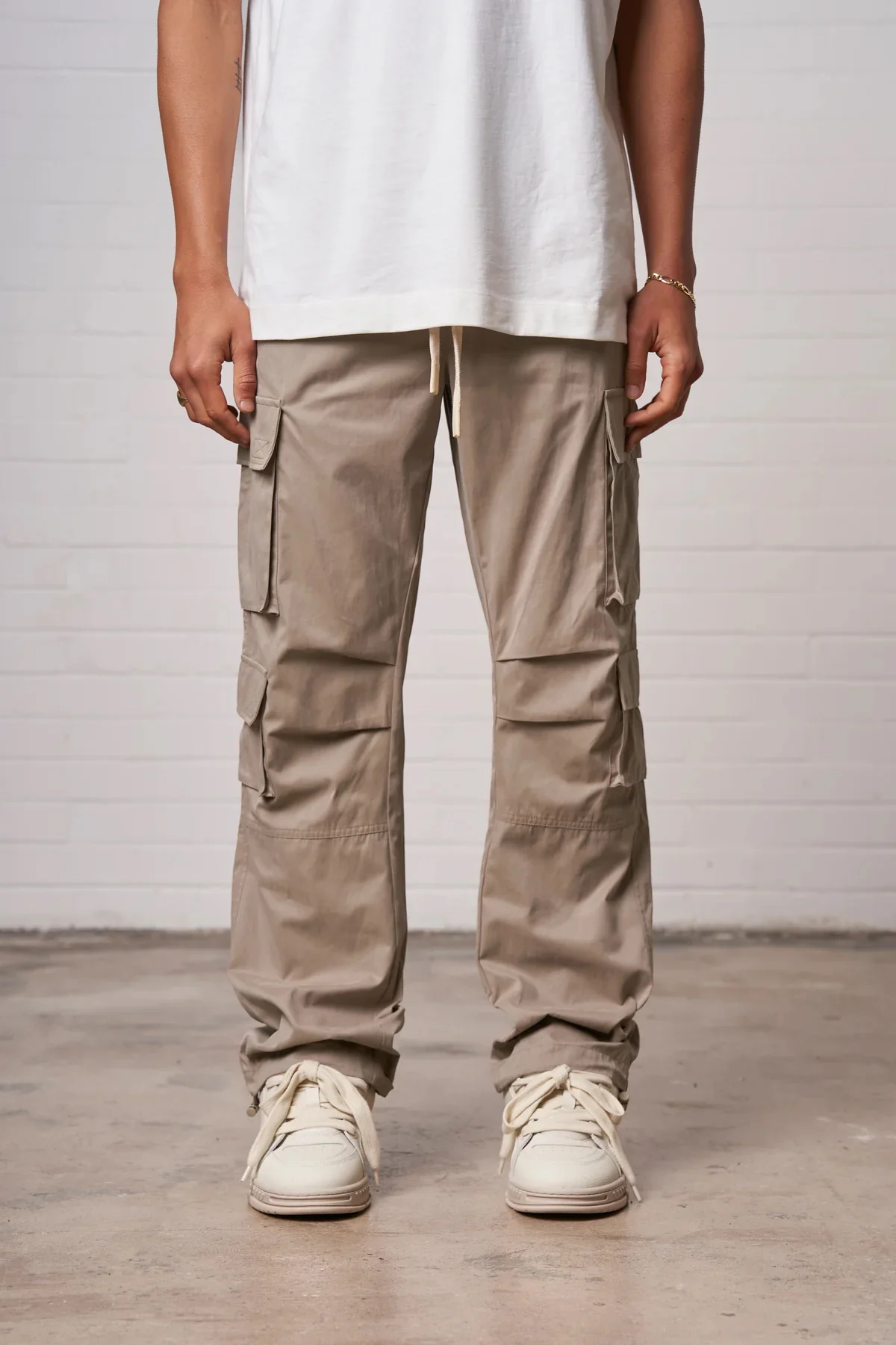 ESSENTIALS CARGO PANT - BEIGE