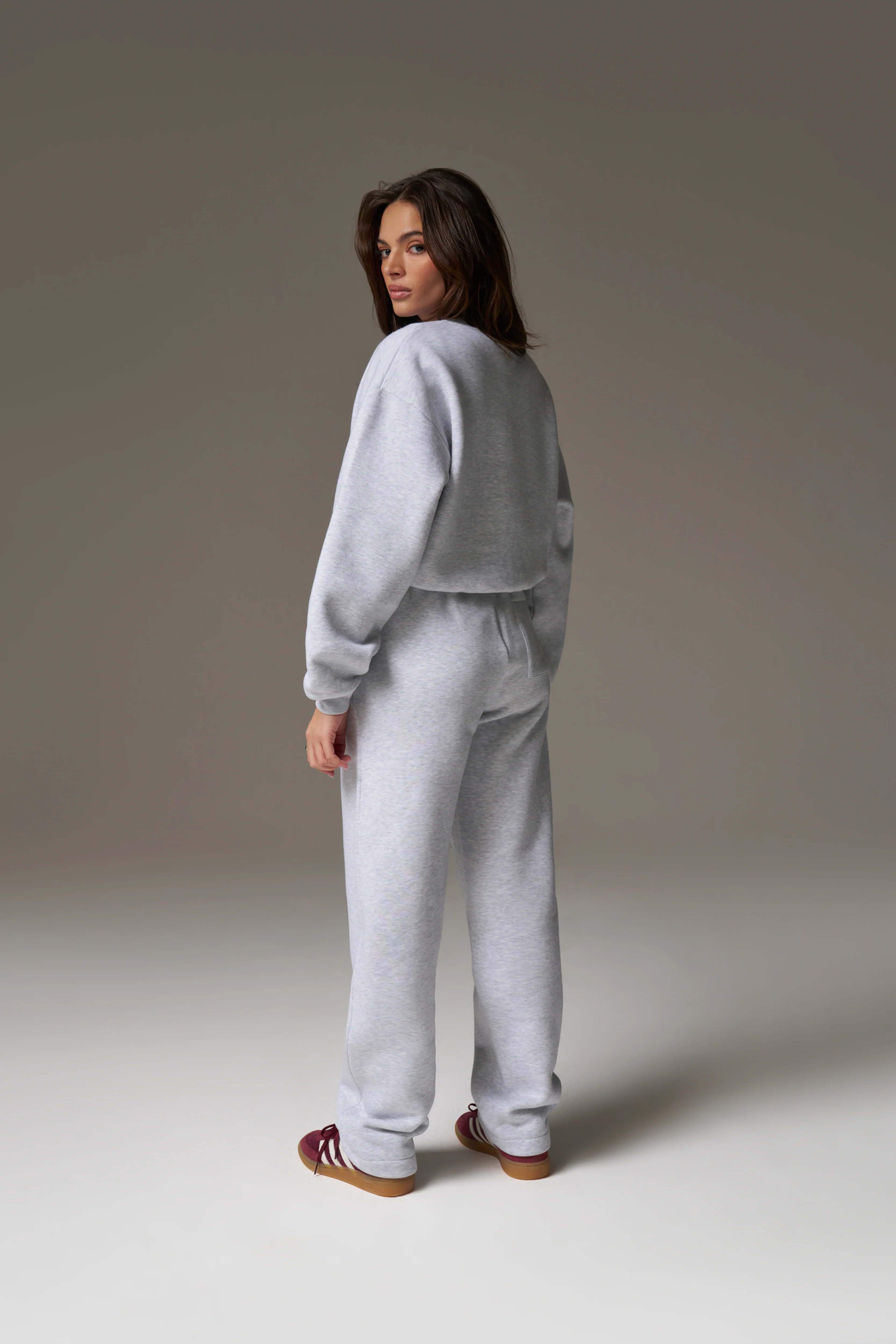 EMBROIDERED CREST SWEATSHIRT - GREY MARL