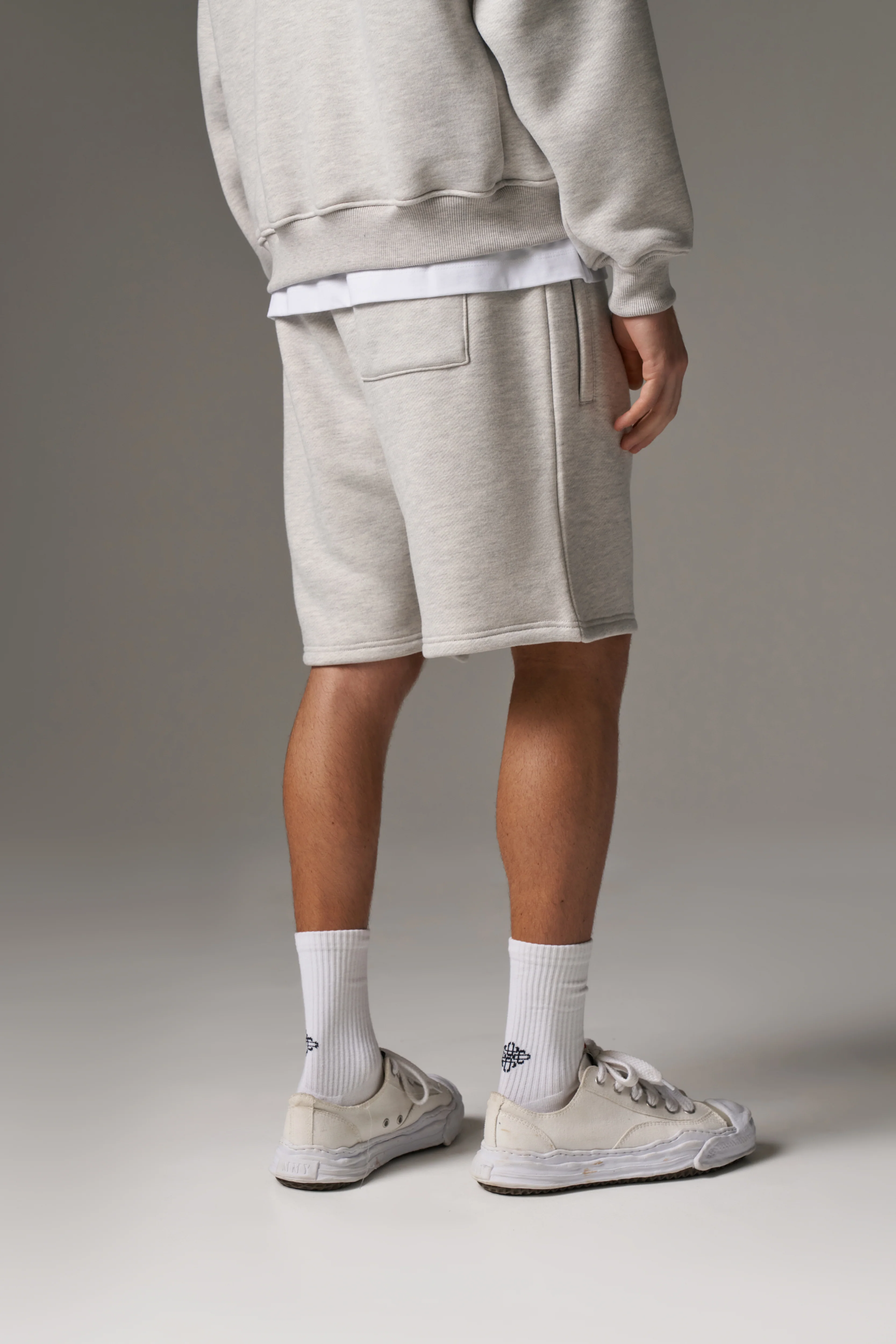 HEAVYWEIGHT MONOGRAM EMBLEM SHORTS - GREY MARL
