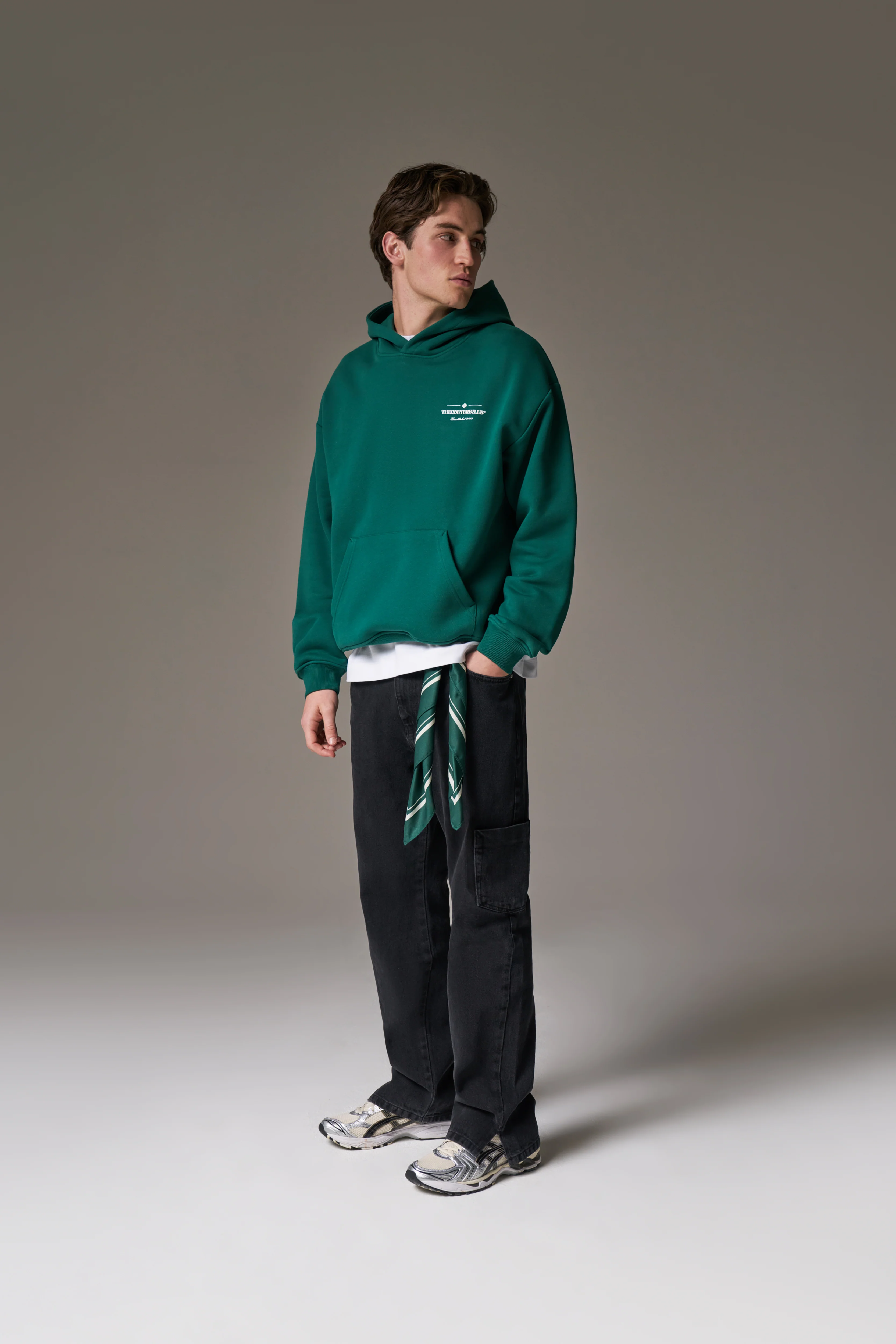 MIXED FONT GRAPHIC HOODIE - GREEN