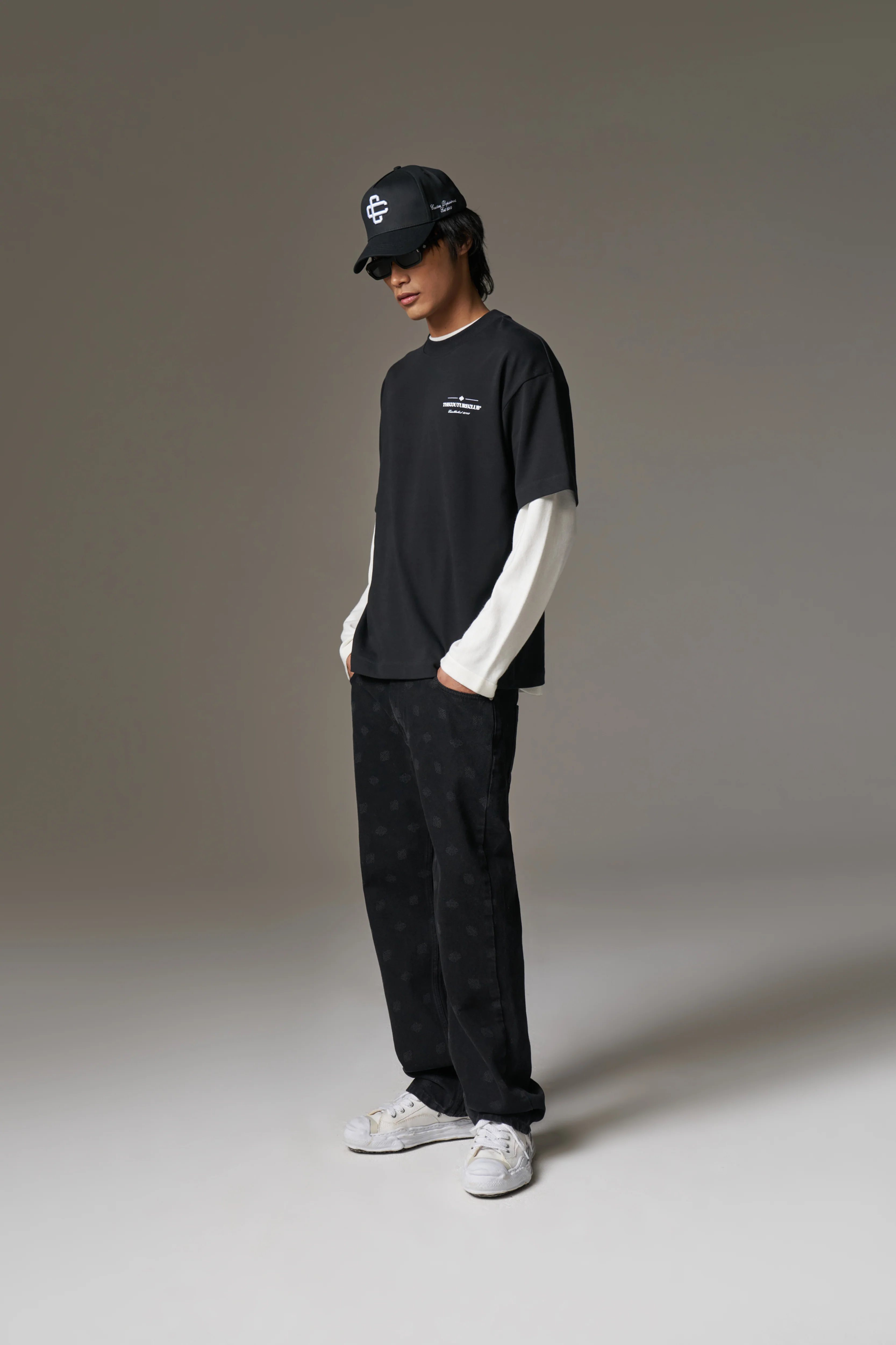 COPYRIGHT MULTI GRAPHIC T-SHIRT - BLACK