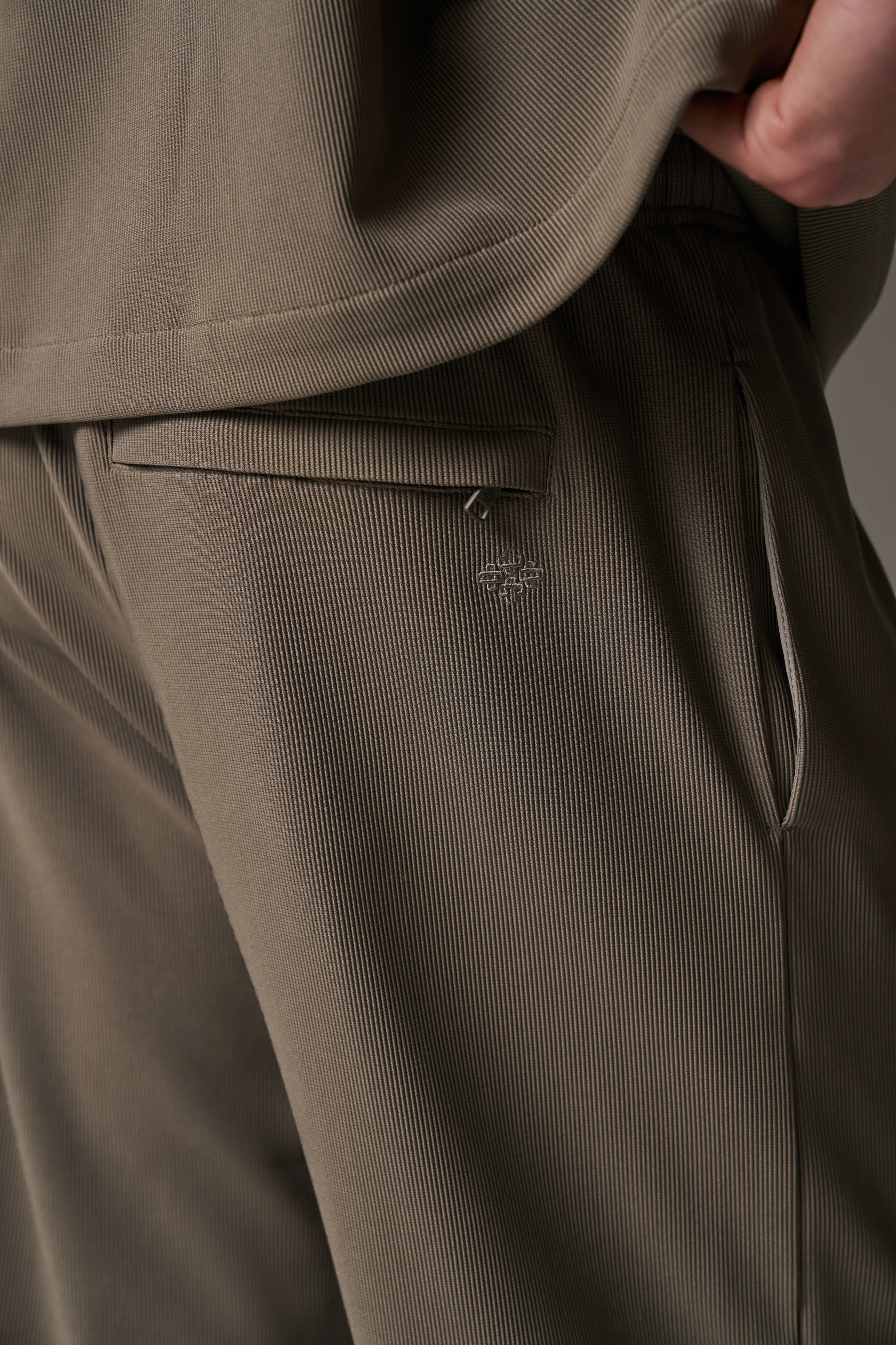 RIBBED TROUSERS - MINK