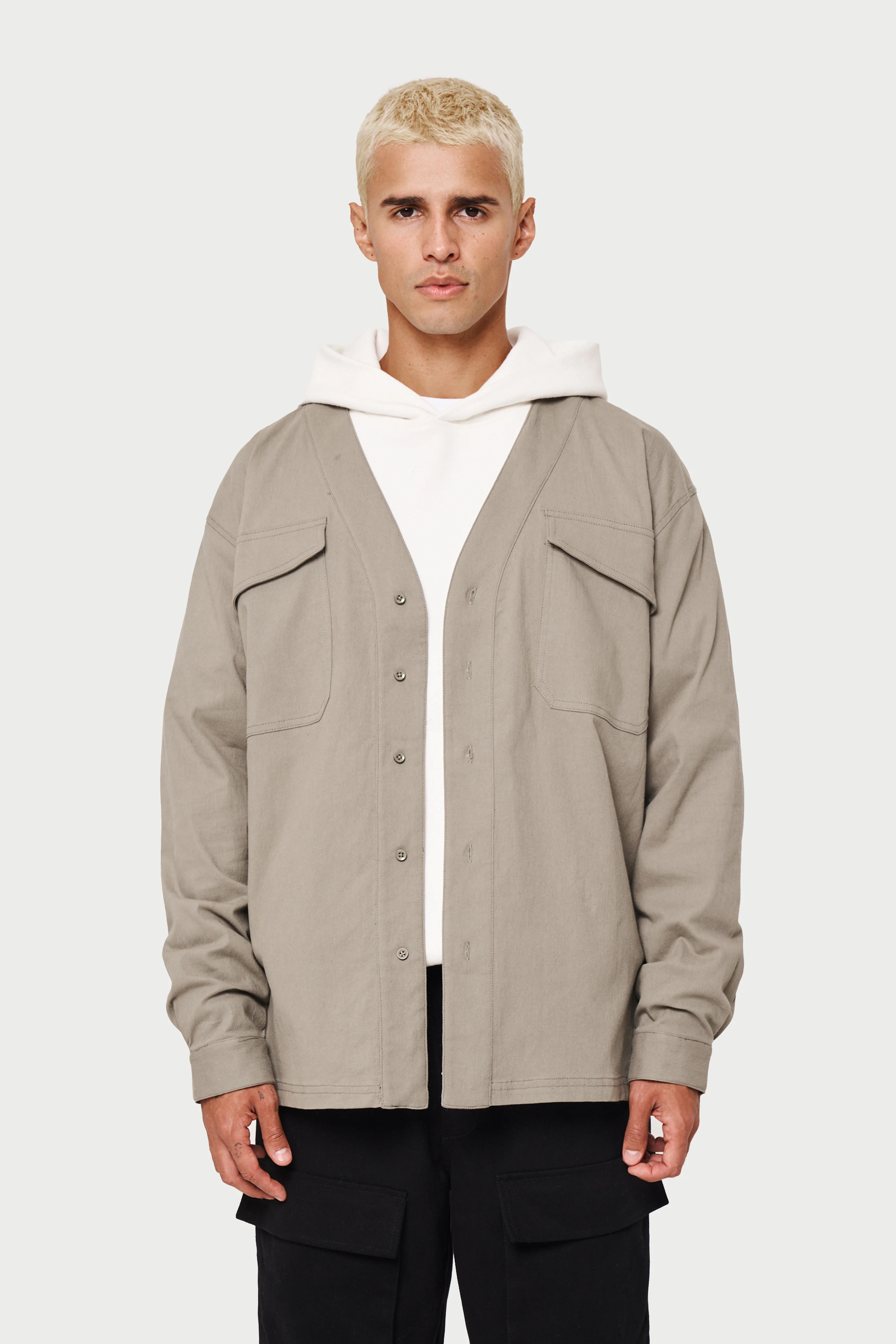 COLLARLESS STITCH DETAIL SHIRT - KHAKI