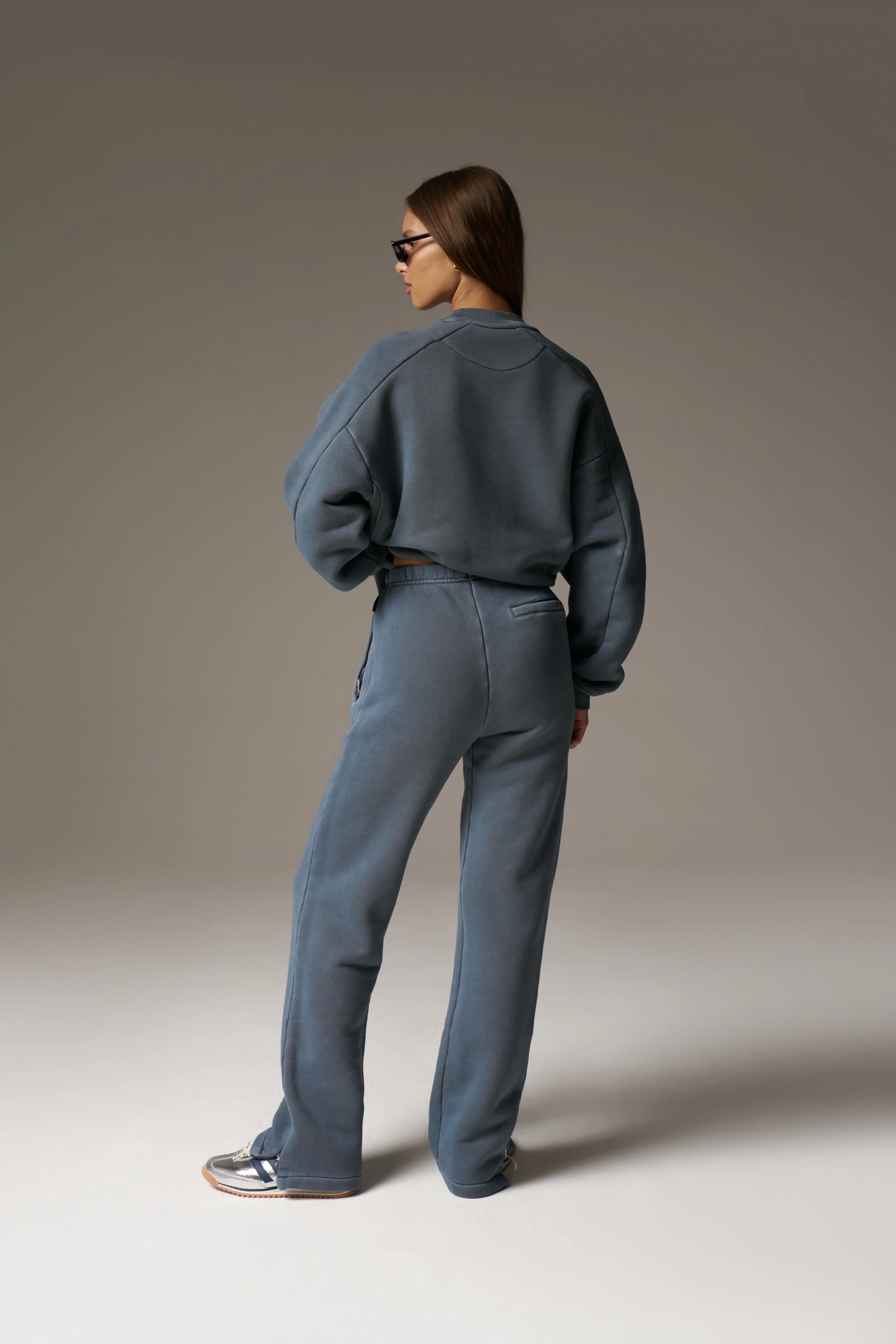 LAUNDERED CLASSICS STRAIGHT LEG JOGGERS - PETROL BLUE