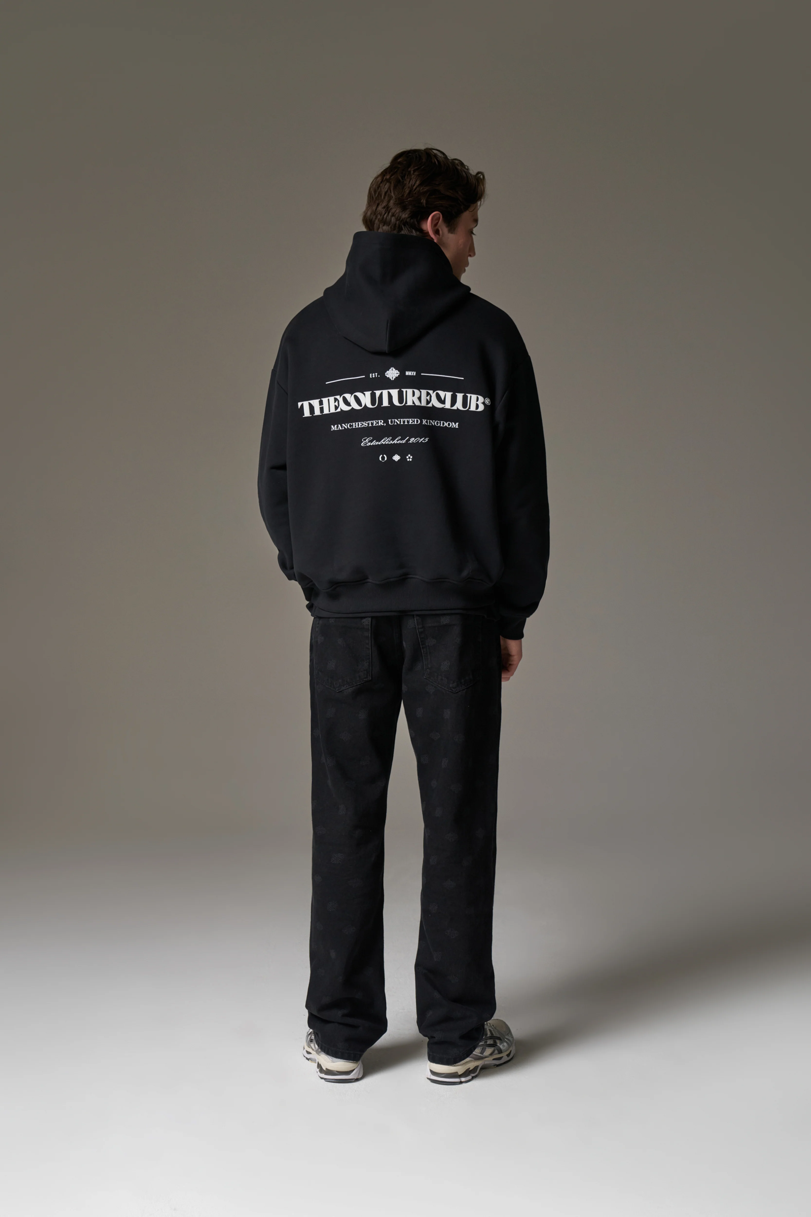 MIXED FONT GRAPHIC HOODIE - BLACK