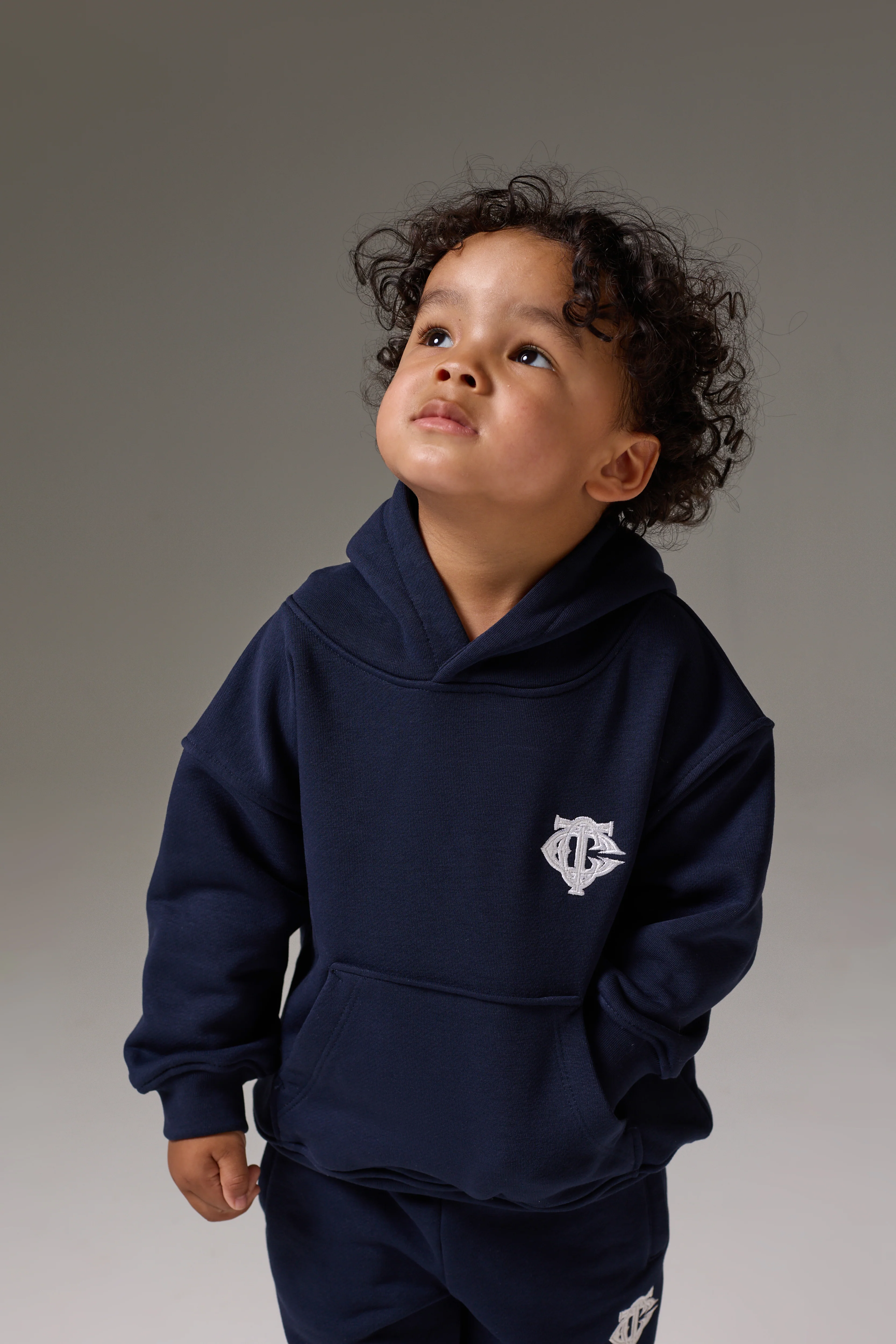 KIDS MONOGRAM EMBLEM APPLIQUE HOODIE - NAVY