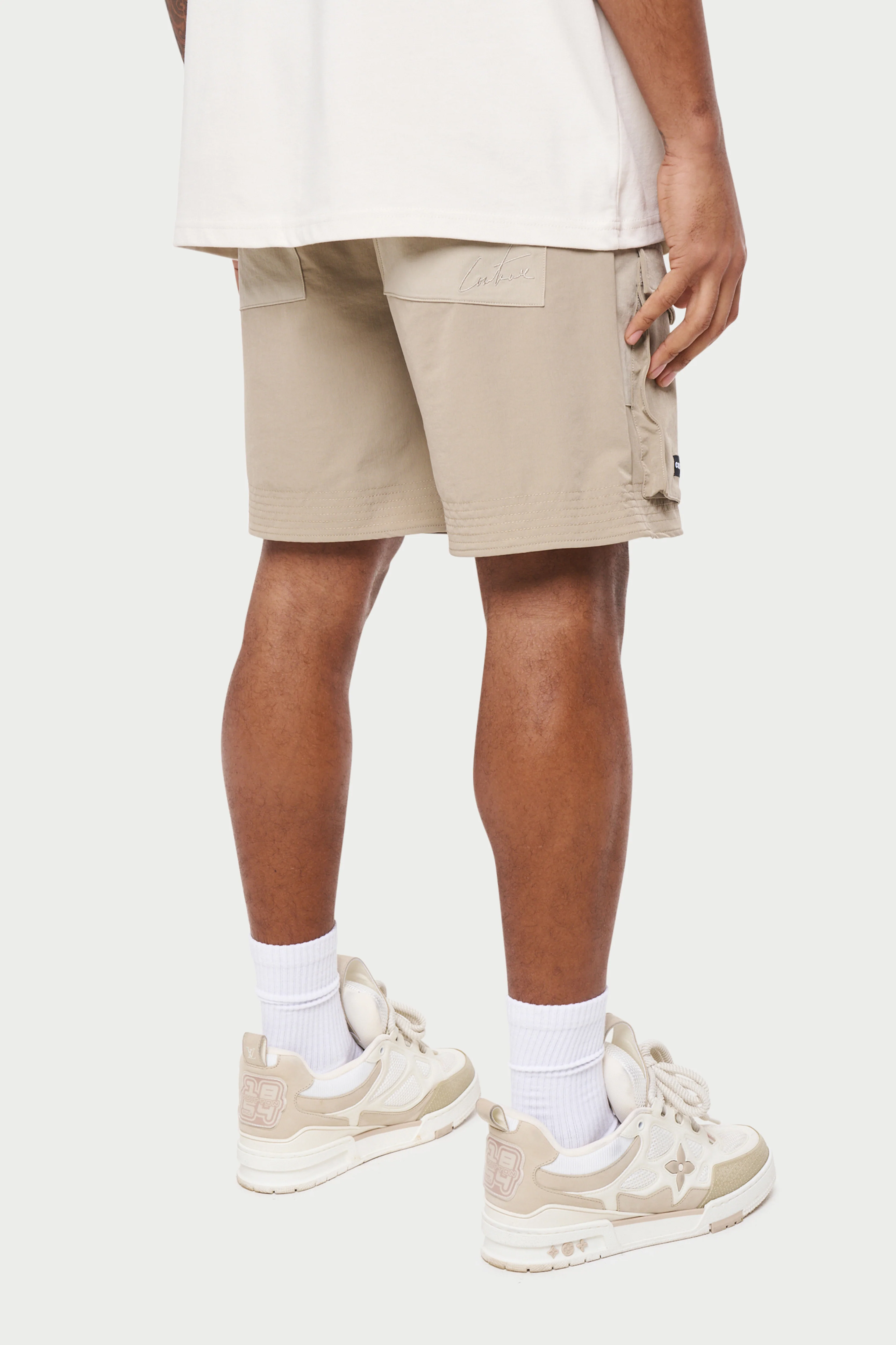 PANELLED CARGO SHORTS - BEIGE