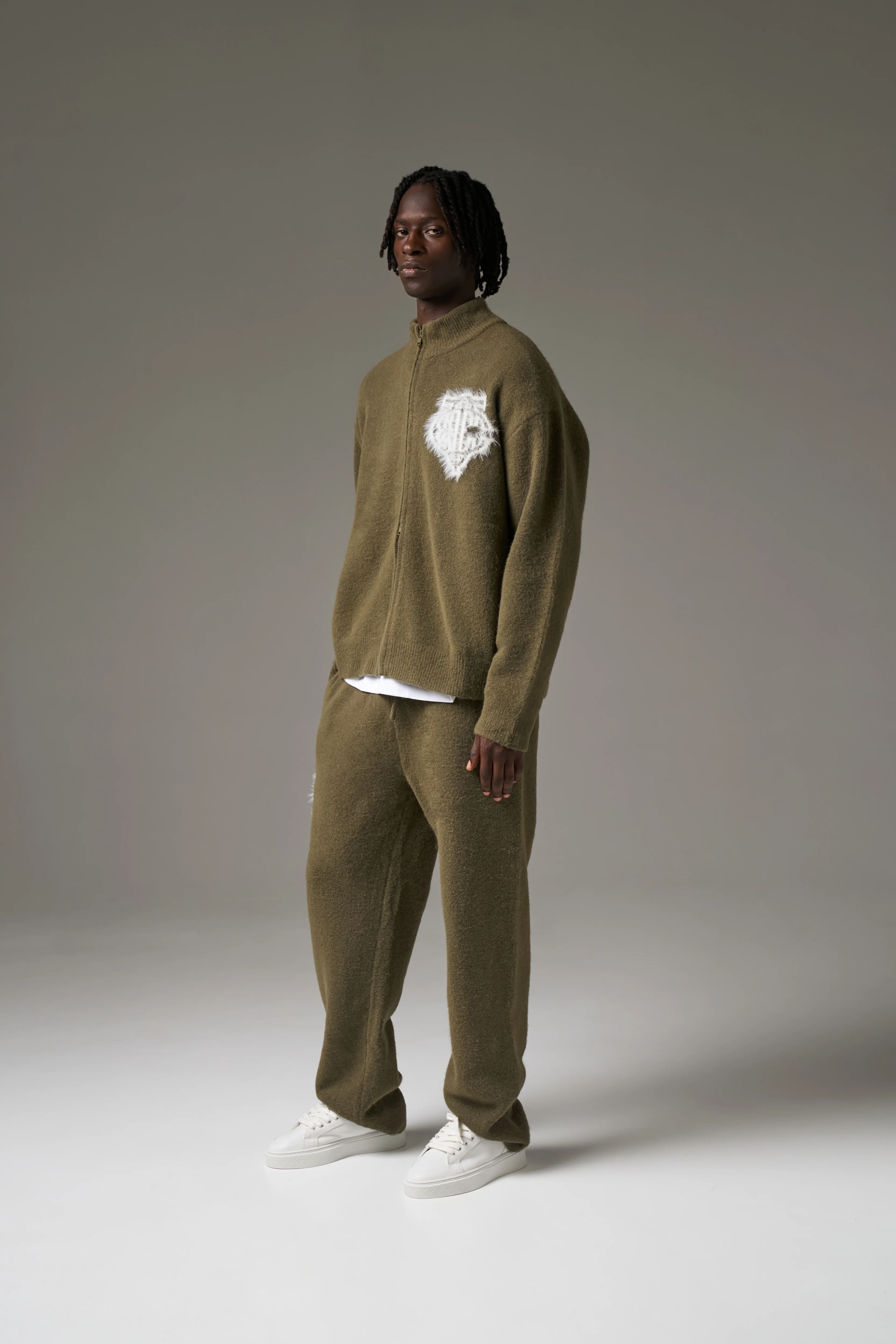 MONOGRAM EMBLEM FLUFFY KNIT ZIP THROUGH - KHAKI