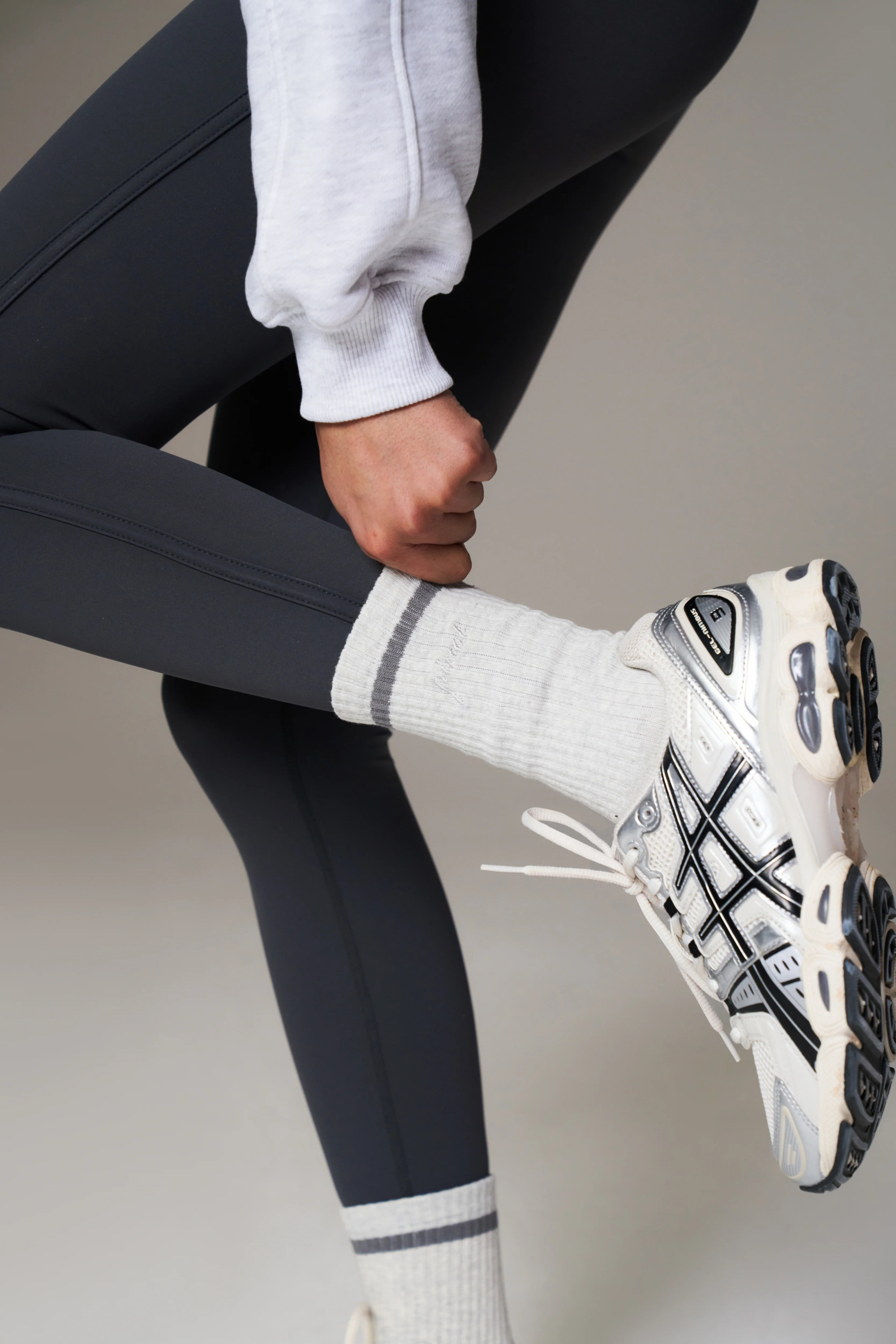 PILATES & PINOT GRIP SOCKS - GREY MARL