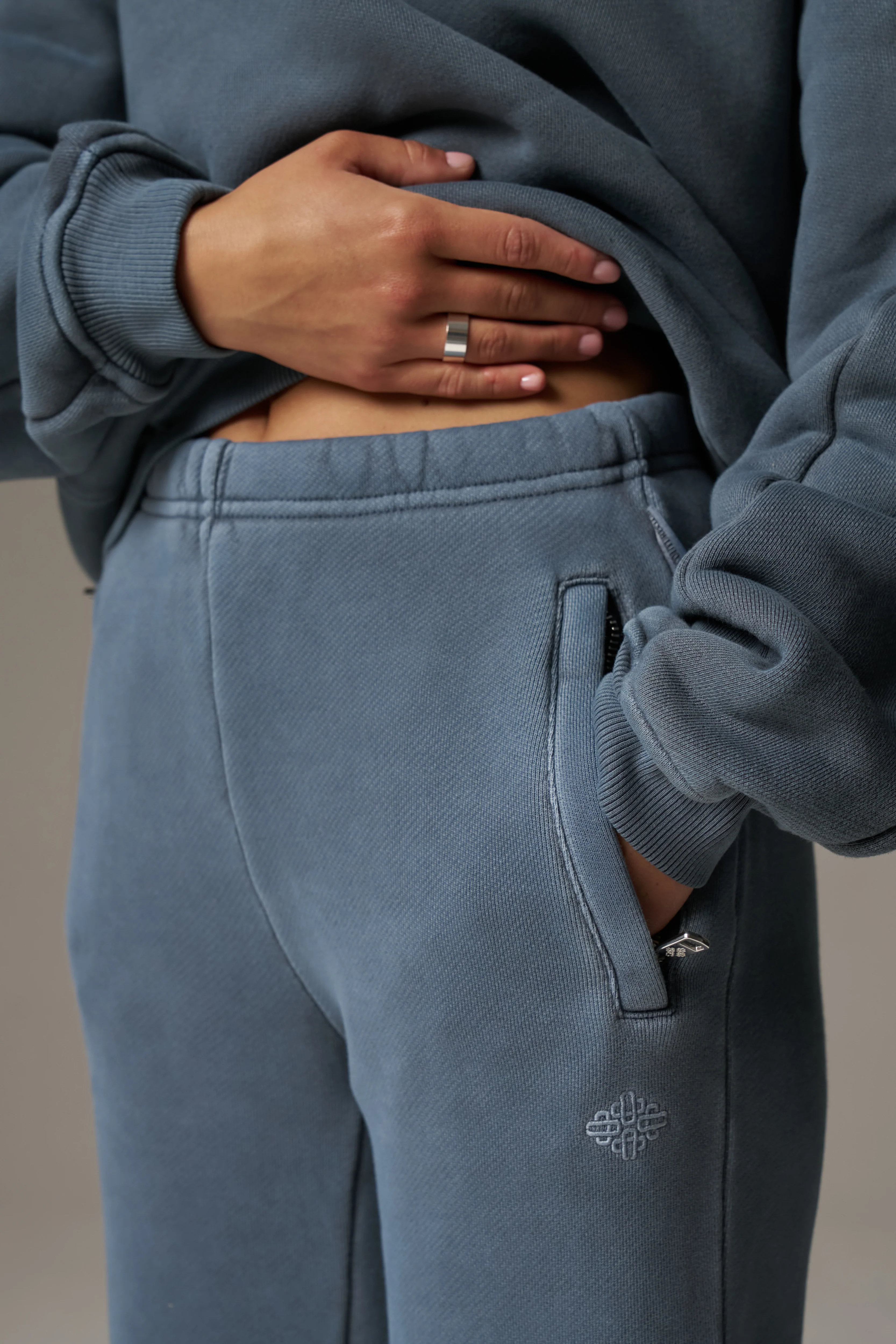 LAUNDERED CLASSICS STRAIGHT LEG JOGGERS - PETROL BLUE