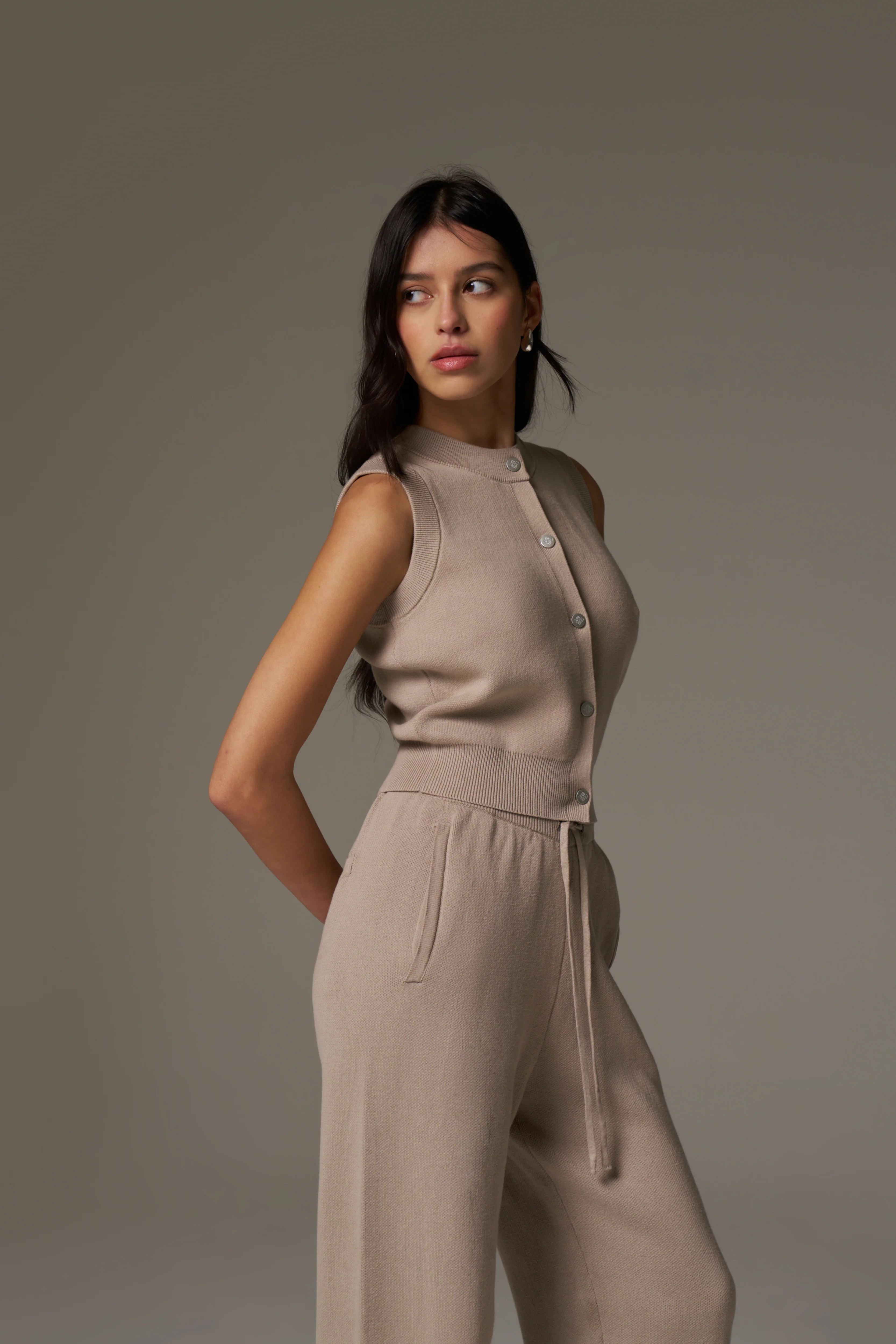 KNIT BUTTON THROUGH TOP - BEIGE