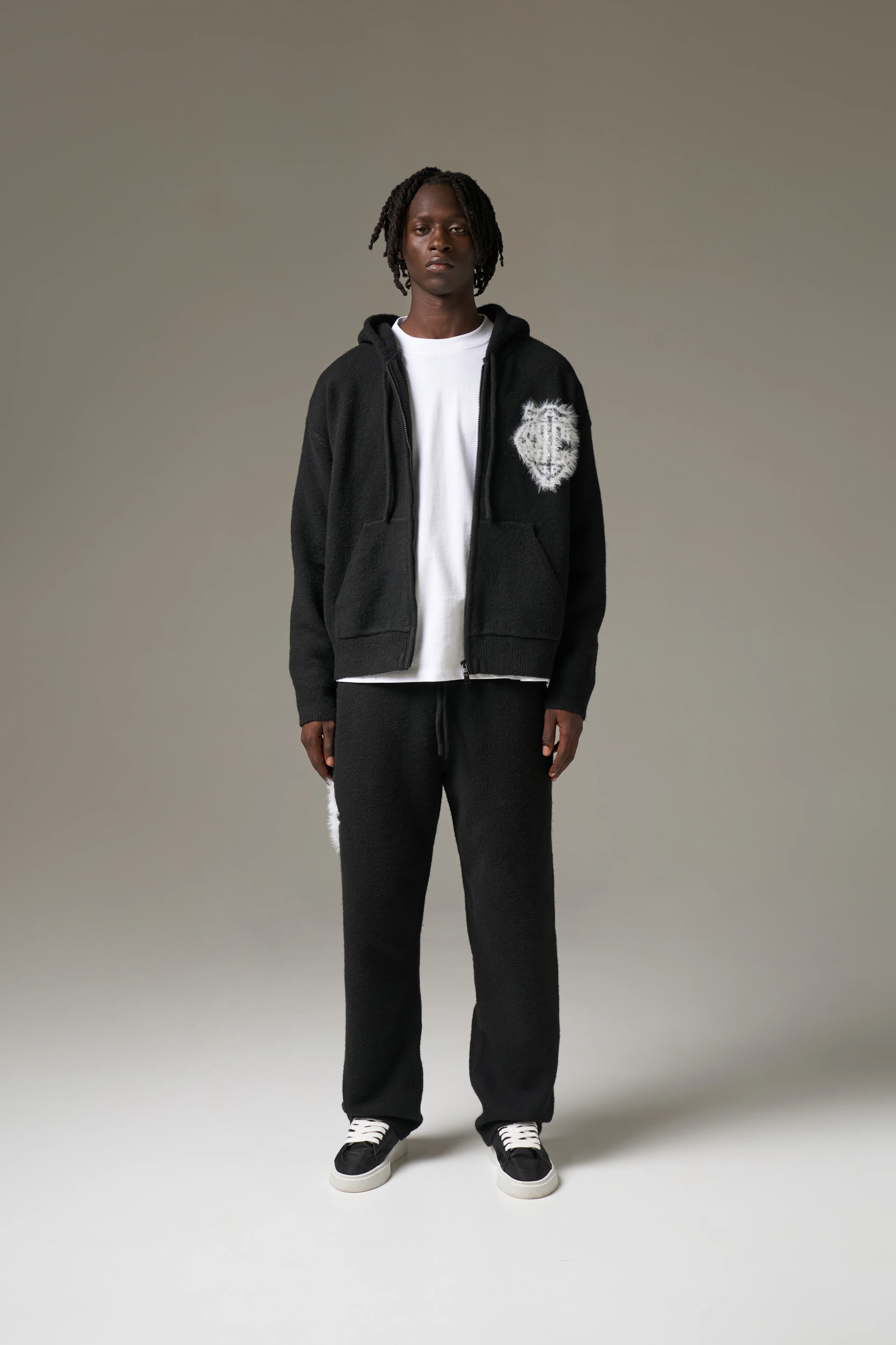 MONOGRAM EMBLEM FLUFFY KNIT ZIP THROUGH HOODIE - BLACK