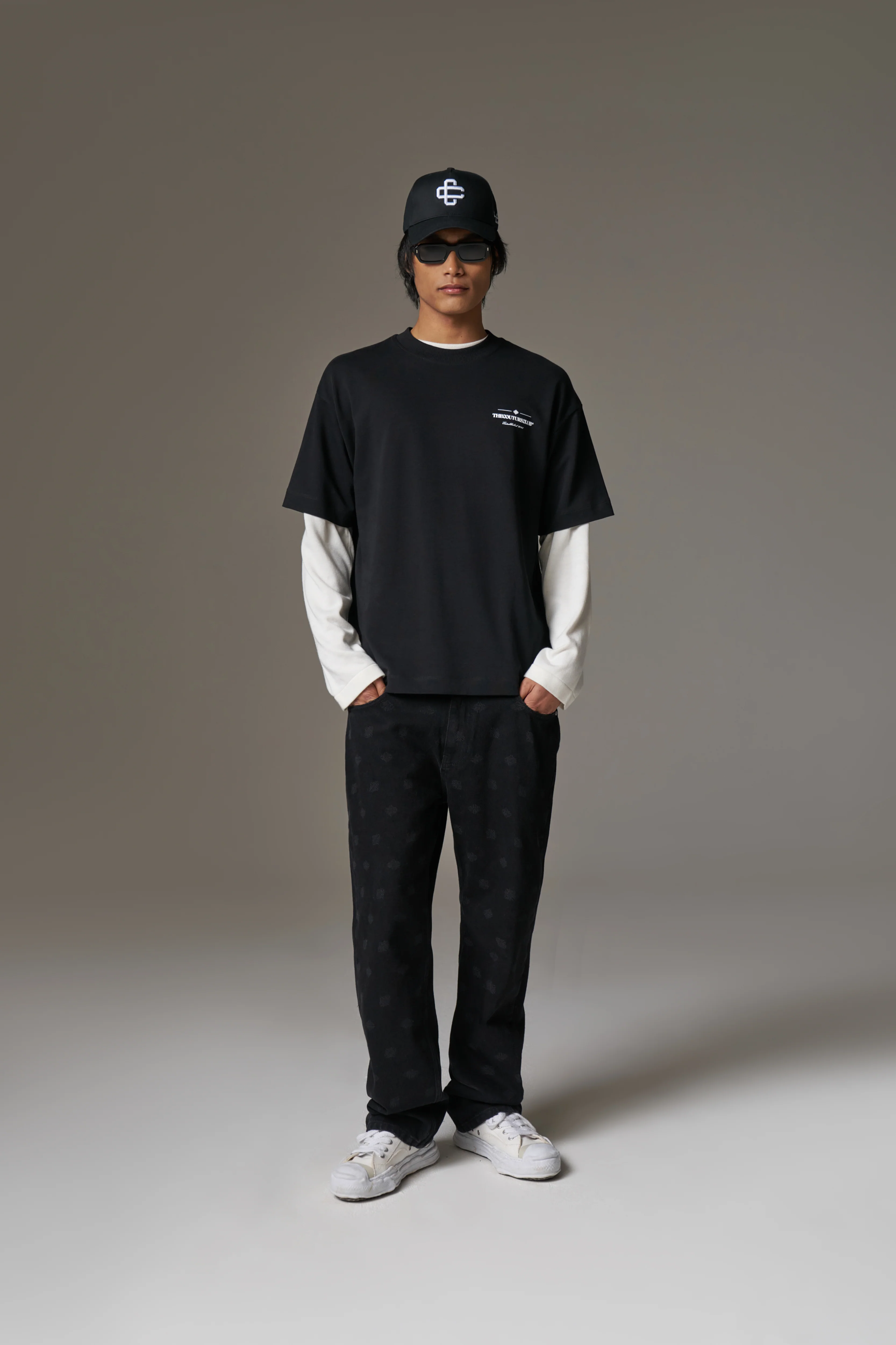 COPYRIGHT MULTI GRAPHIC T-SHIRT - BLACK