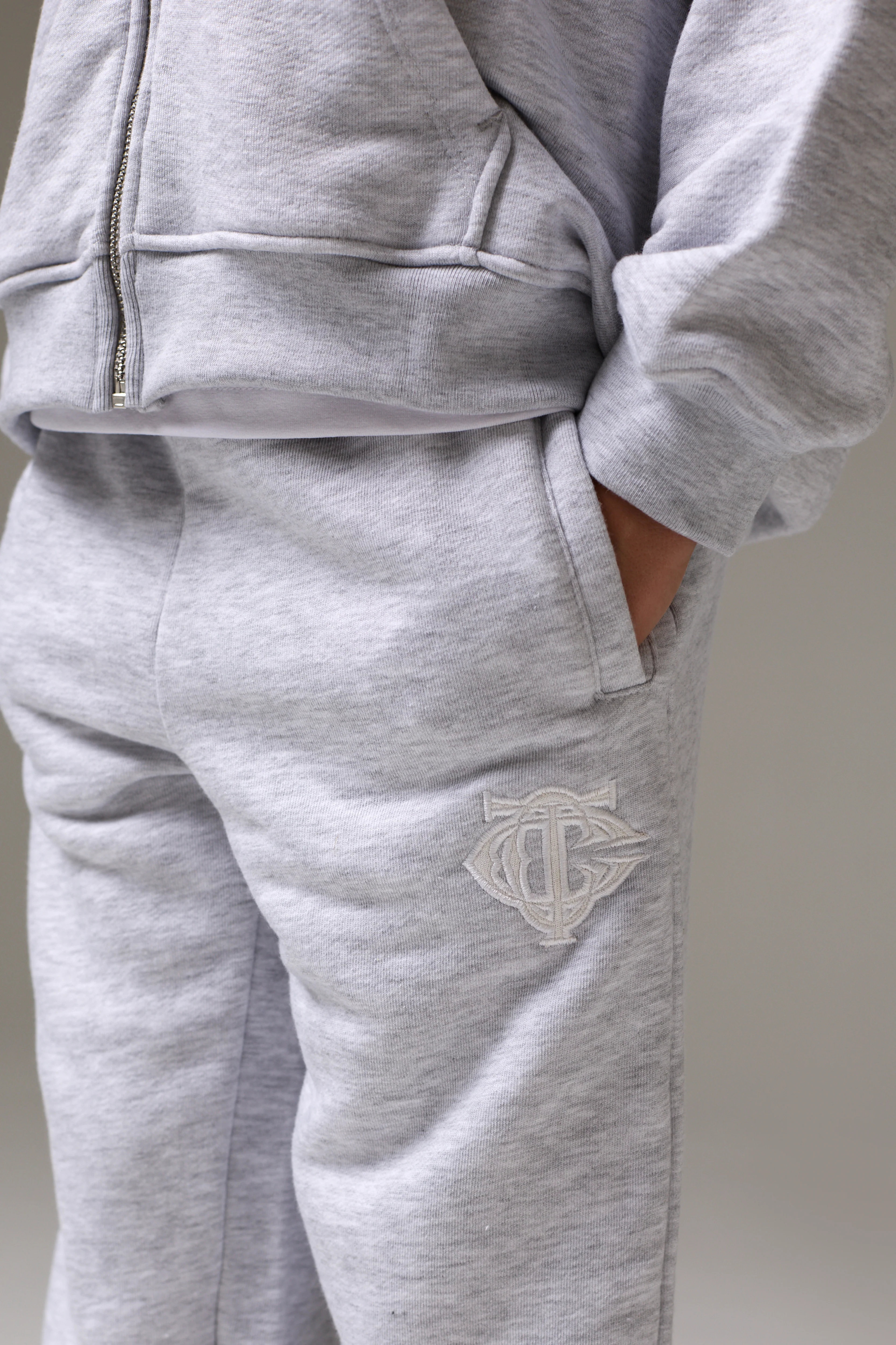 JUNIOR MONOGRAM EMBLEM APPLIQUE JOGGERS - GREY MARL